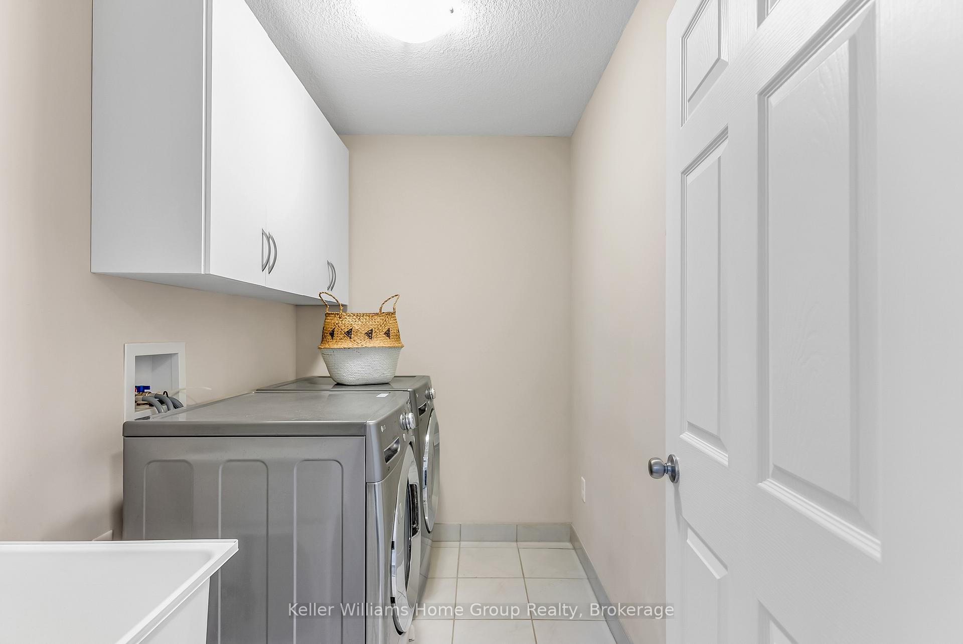 Photo 28 of 17 Dudley Drive, Guelph, Kortright East — HOMEH