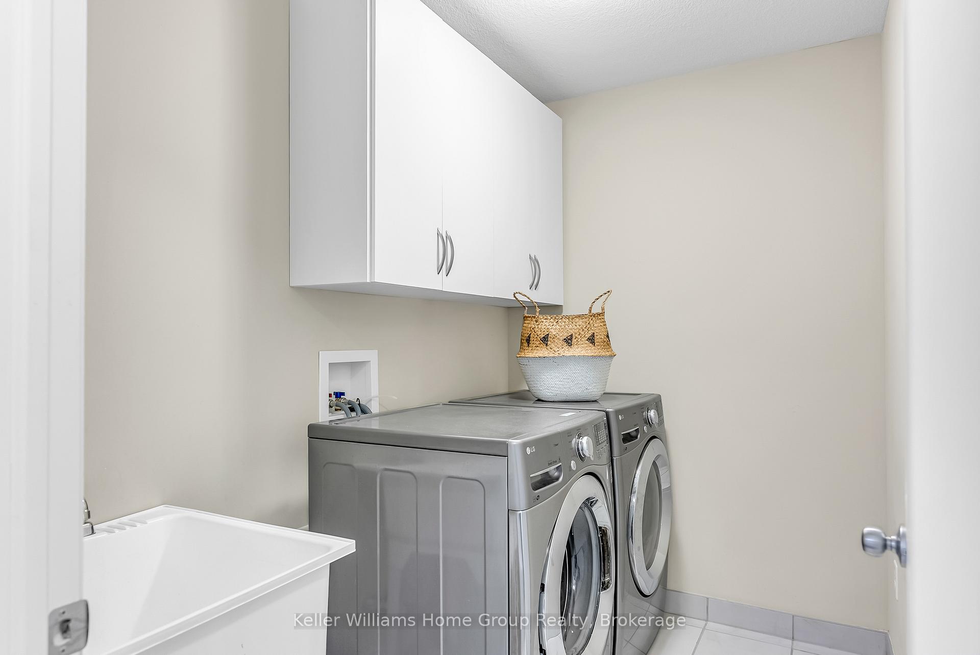 Photo 29 of 17 Dudley Drive, Guelph, Kortright East — HOMEH