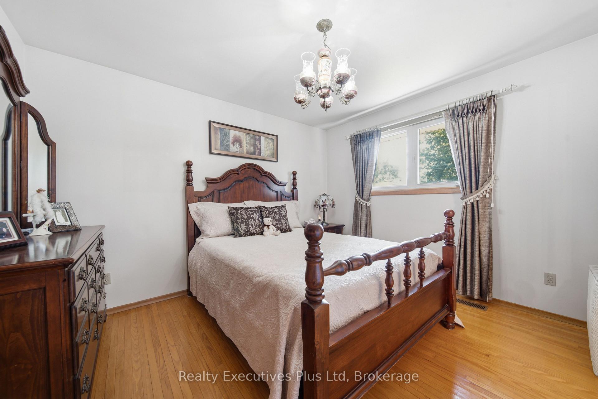 Photo 19 of 115 Cassino Avenue, Guelph, Grange Road — HOMEH