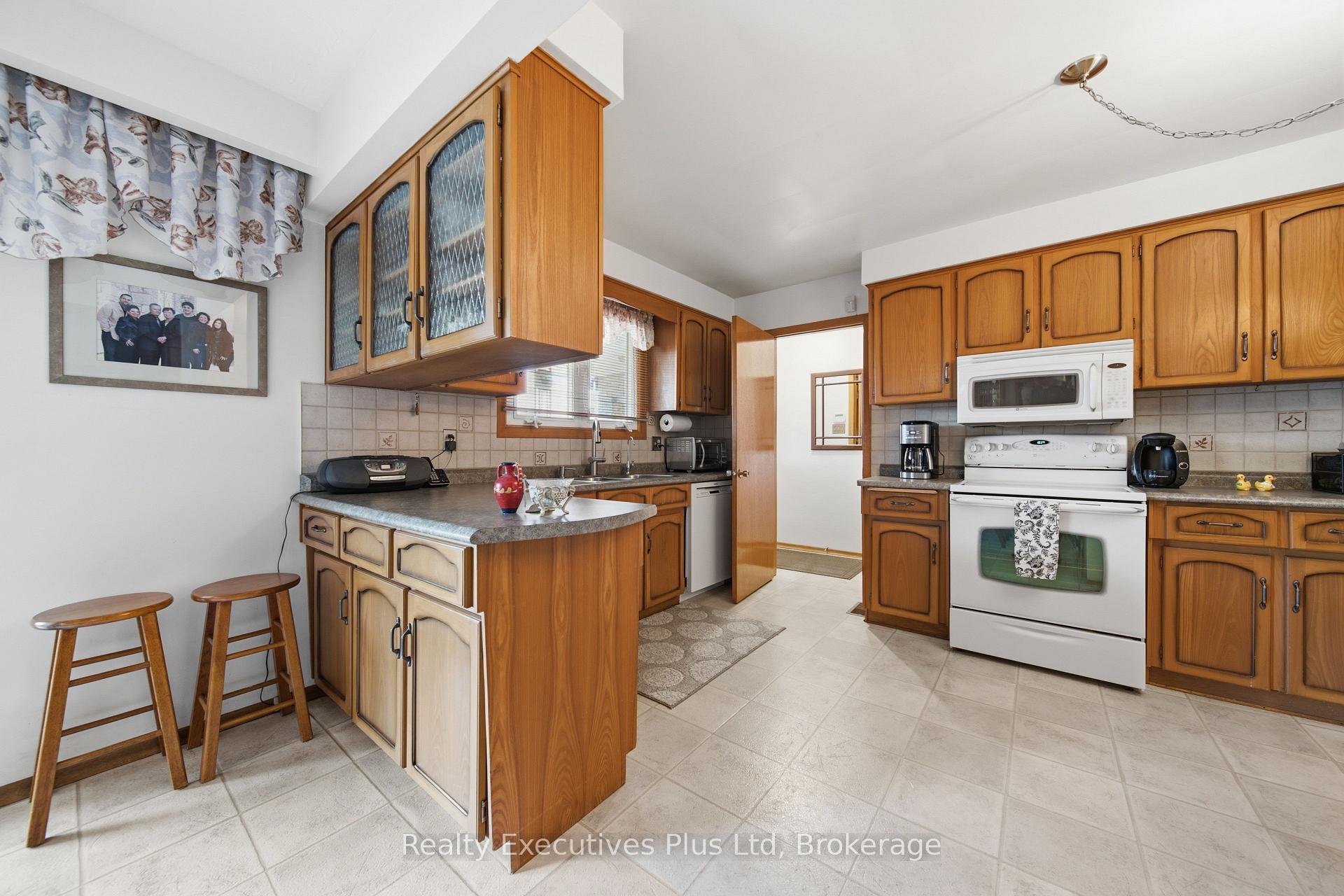 Photo 25 of 115 Cassino Avenue, Guelph, Grange Road — HOMEH