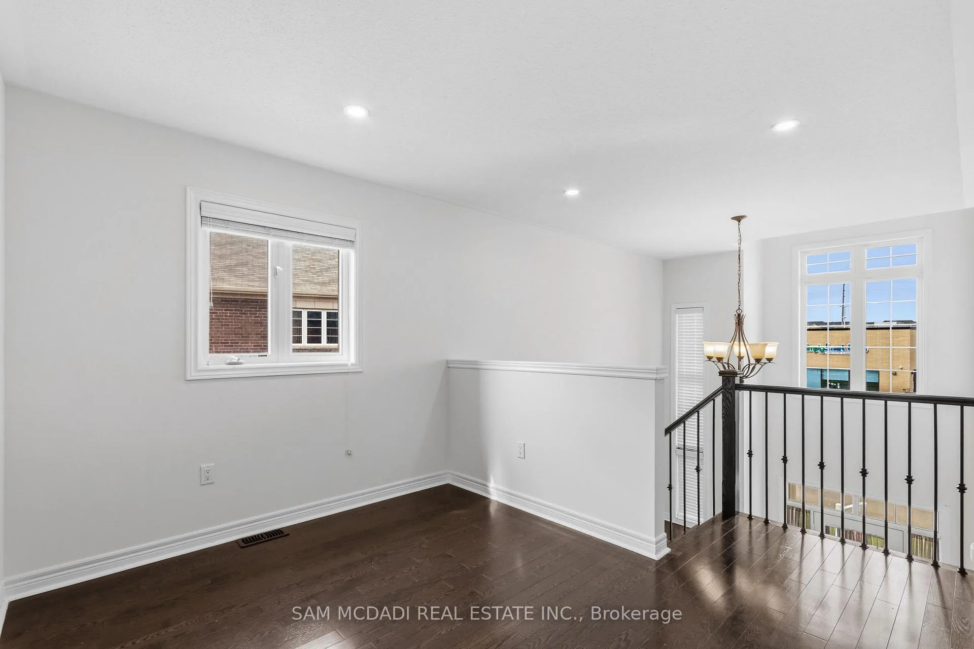 Photo 14 of 26 Montpelier Street, Brampton, Brampton West — HOMEH