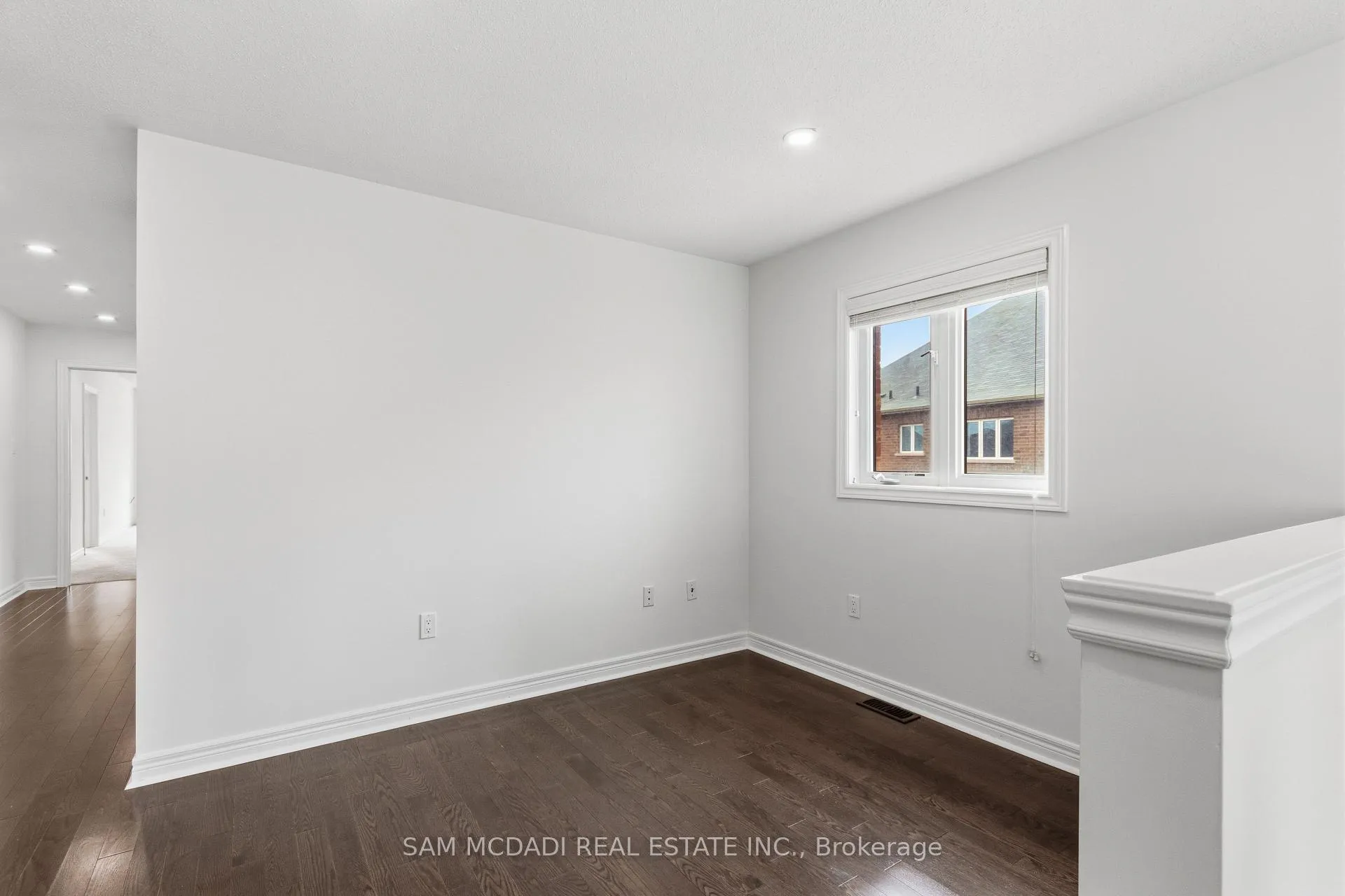 Photo 15 of 26 Montpelier Street, Brampton, Brampton West — HOMEH