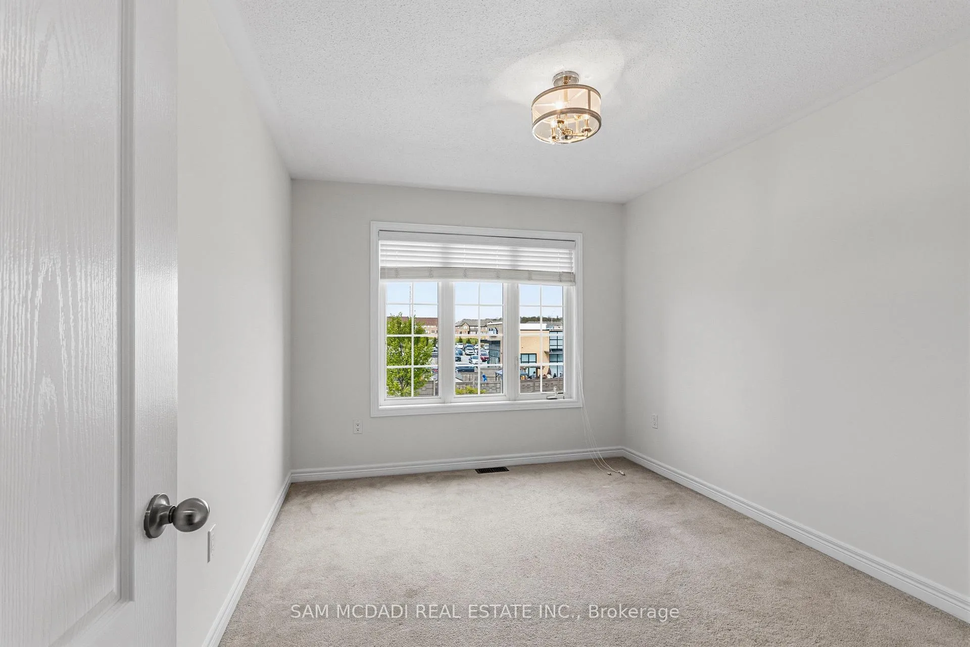 Photo 23 of 26 Montpelier Street, Brampton, Brampton West — HOMEH