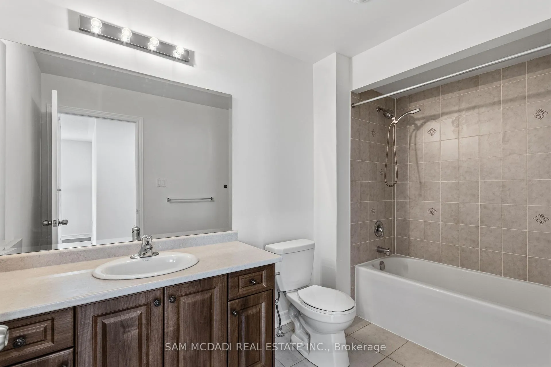Photo 25 of 26 Montpelier Street, Brampton, Brampton West — HOMEH