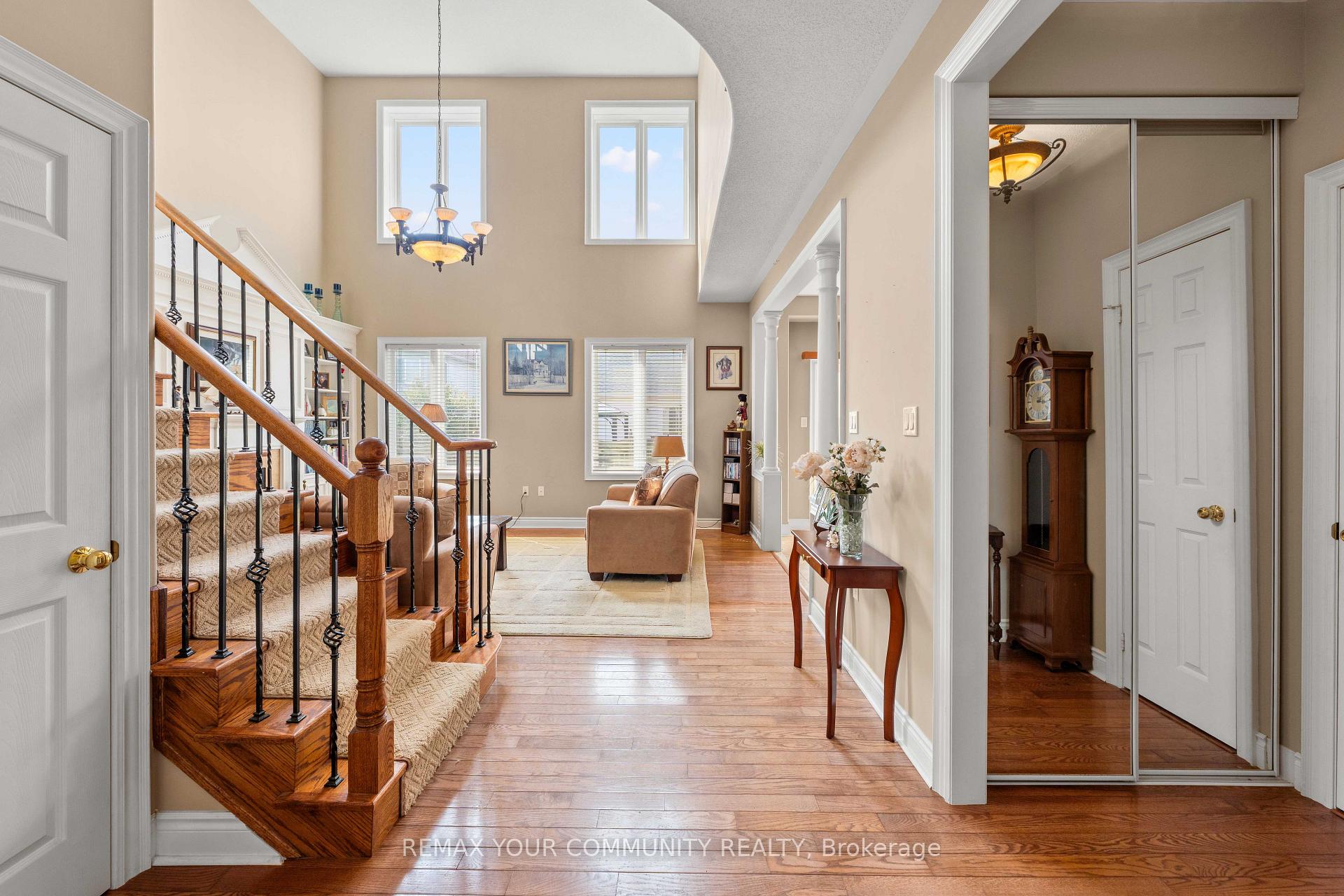 Photo 13 of 53 Brookwood Drive, Barrie, 400 West — HOMEH