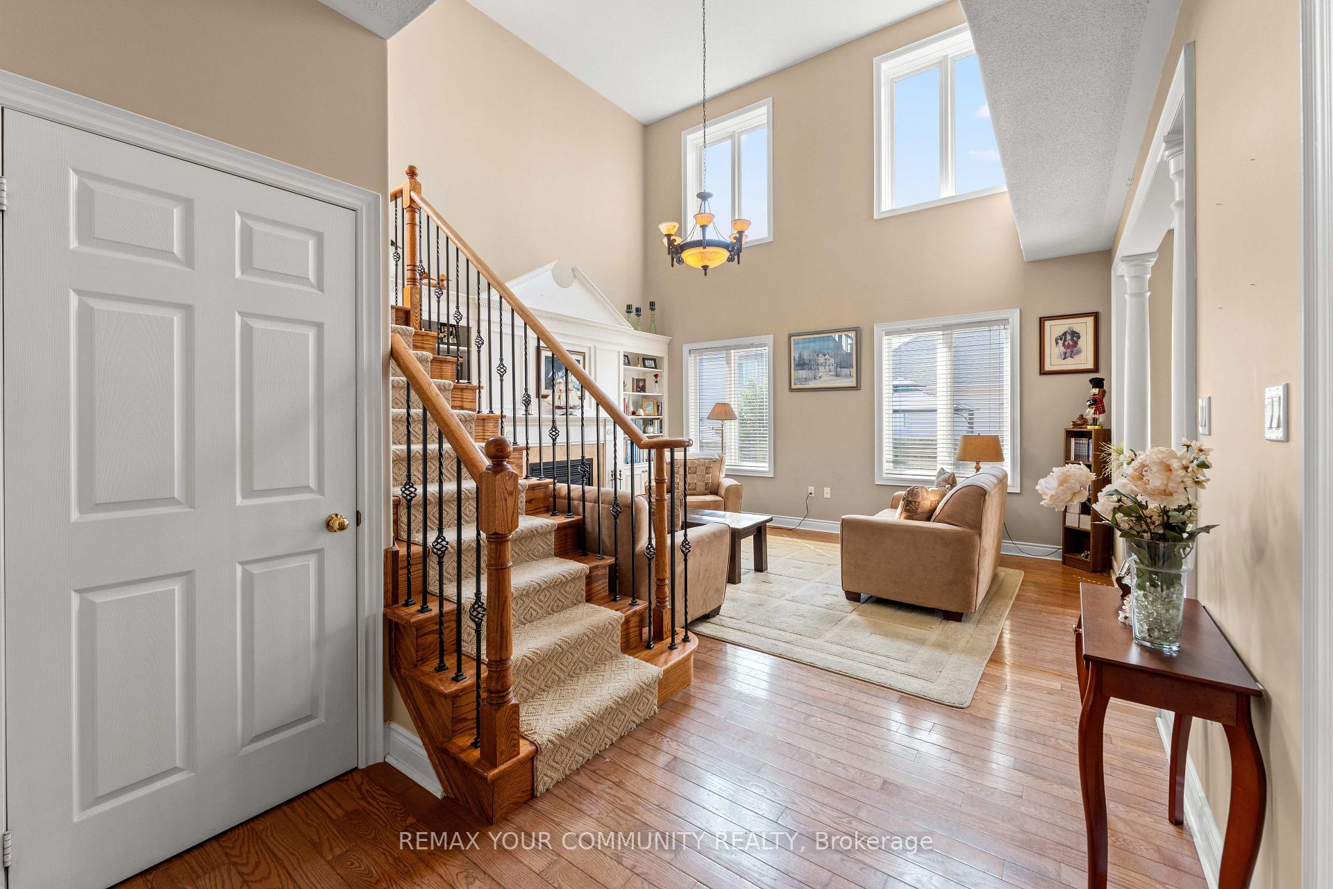 Photo 14 of 53 Brookwood Drive, Barrie, 400 West — HOMEH