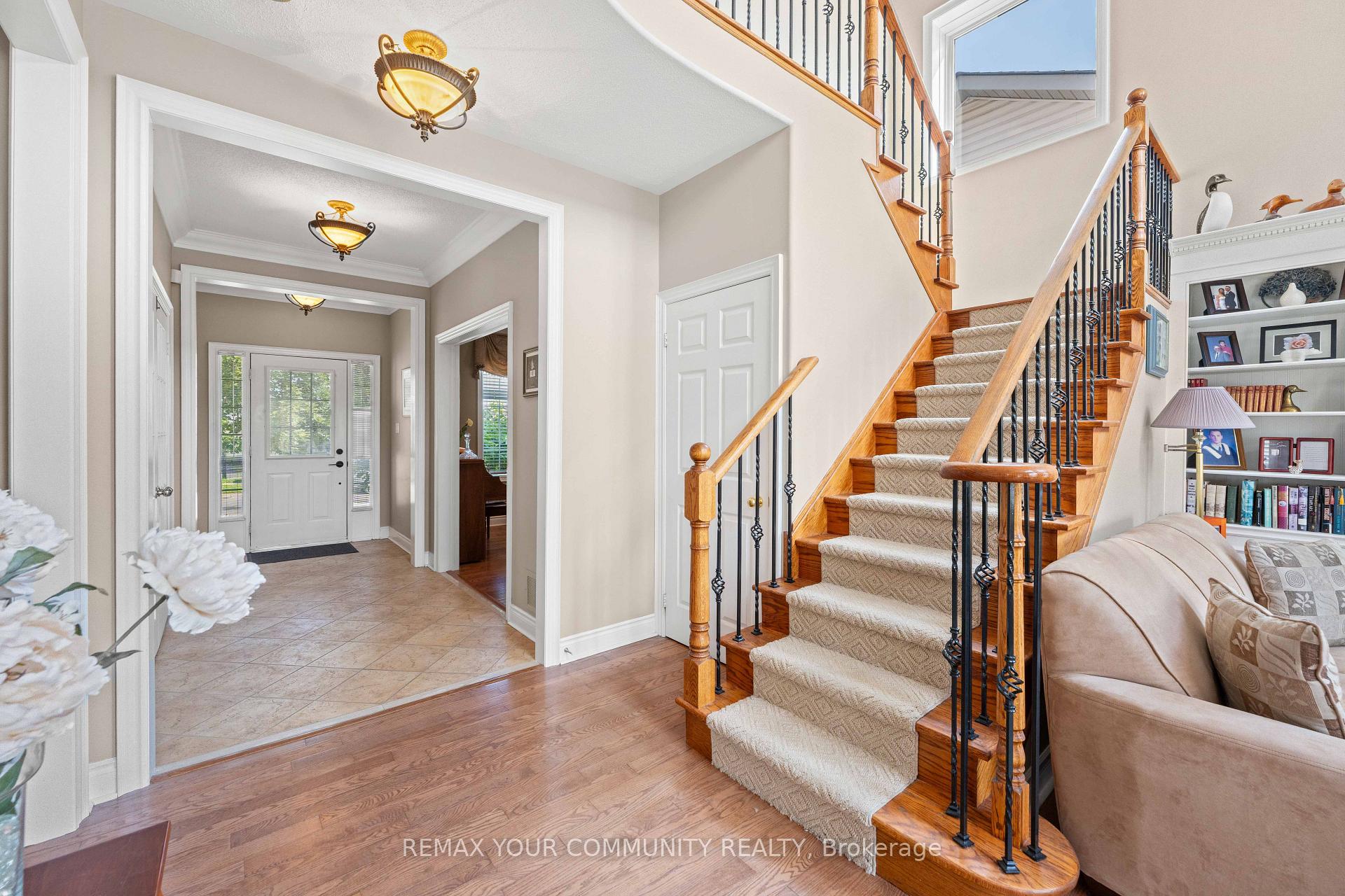 Photo 15 of 53 Brookwood Drive, Barrie, 400 West — HOMEH