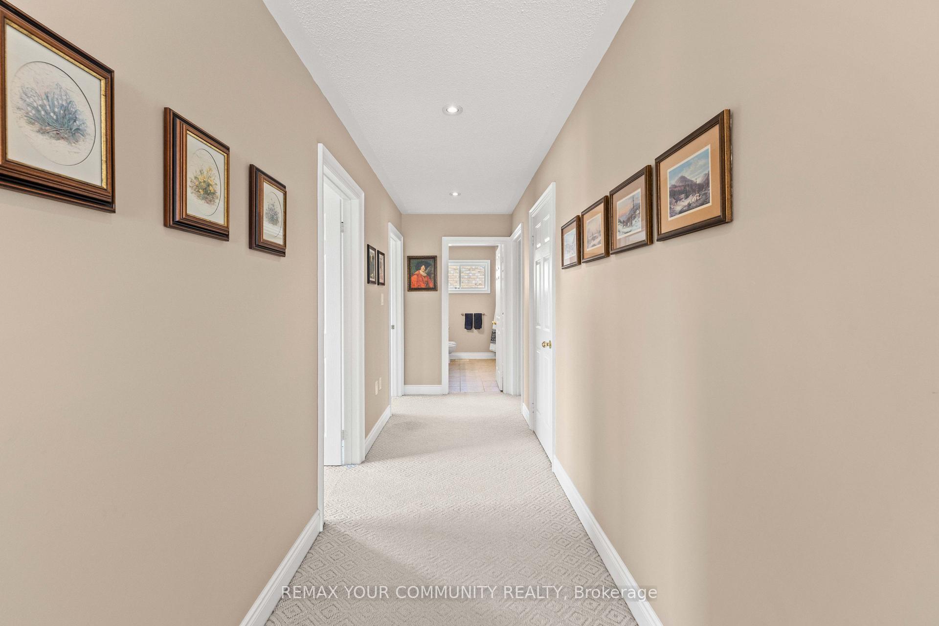 Photo 33 of 53 Brookwood Drive, Barrie, 400 West — HOMEH