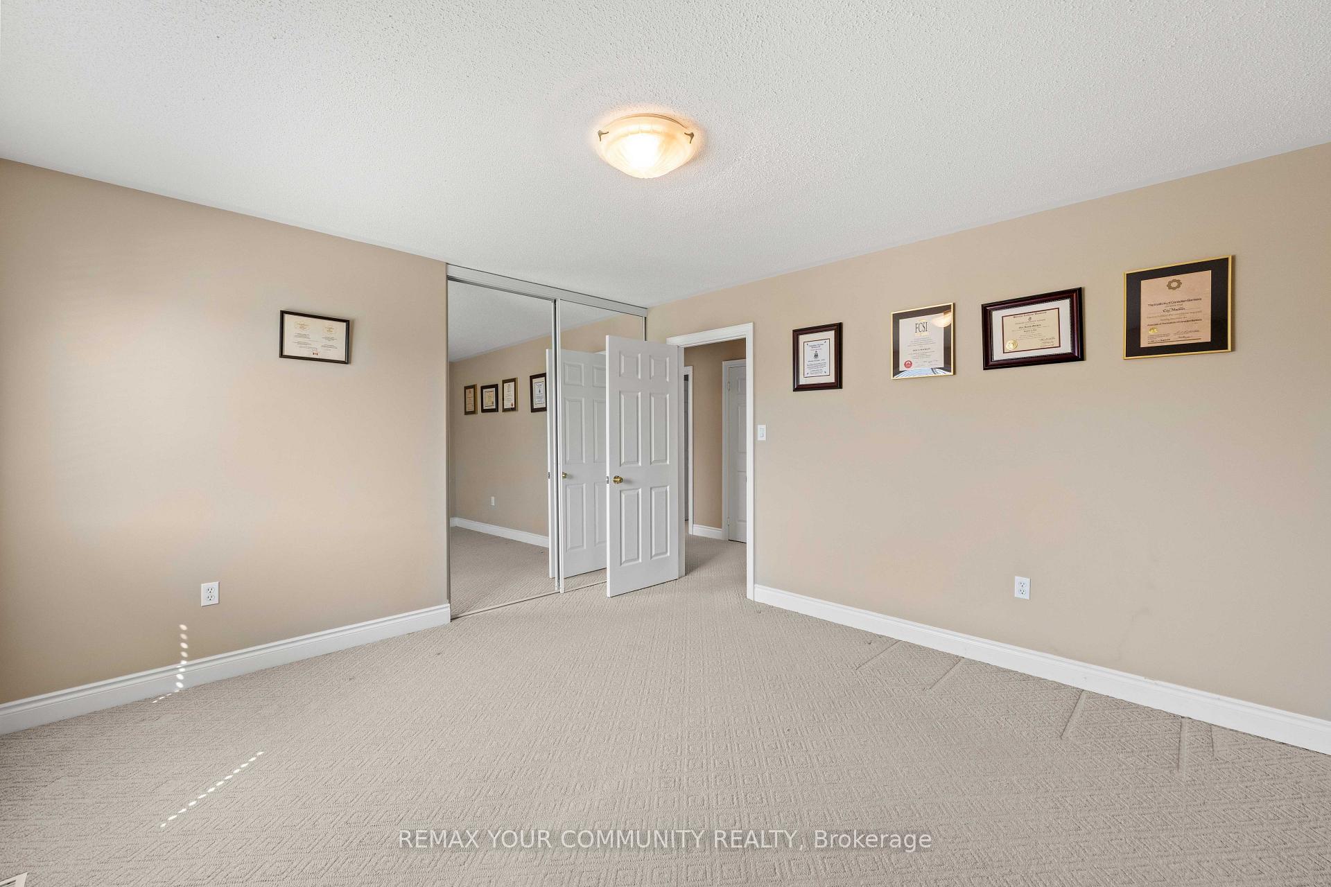 Photo 36 of 53 Brookwood Drive, Barrie, 400 West — HOMEH