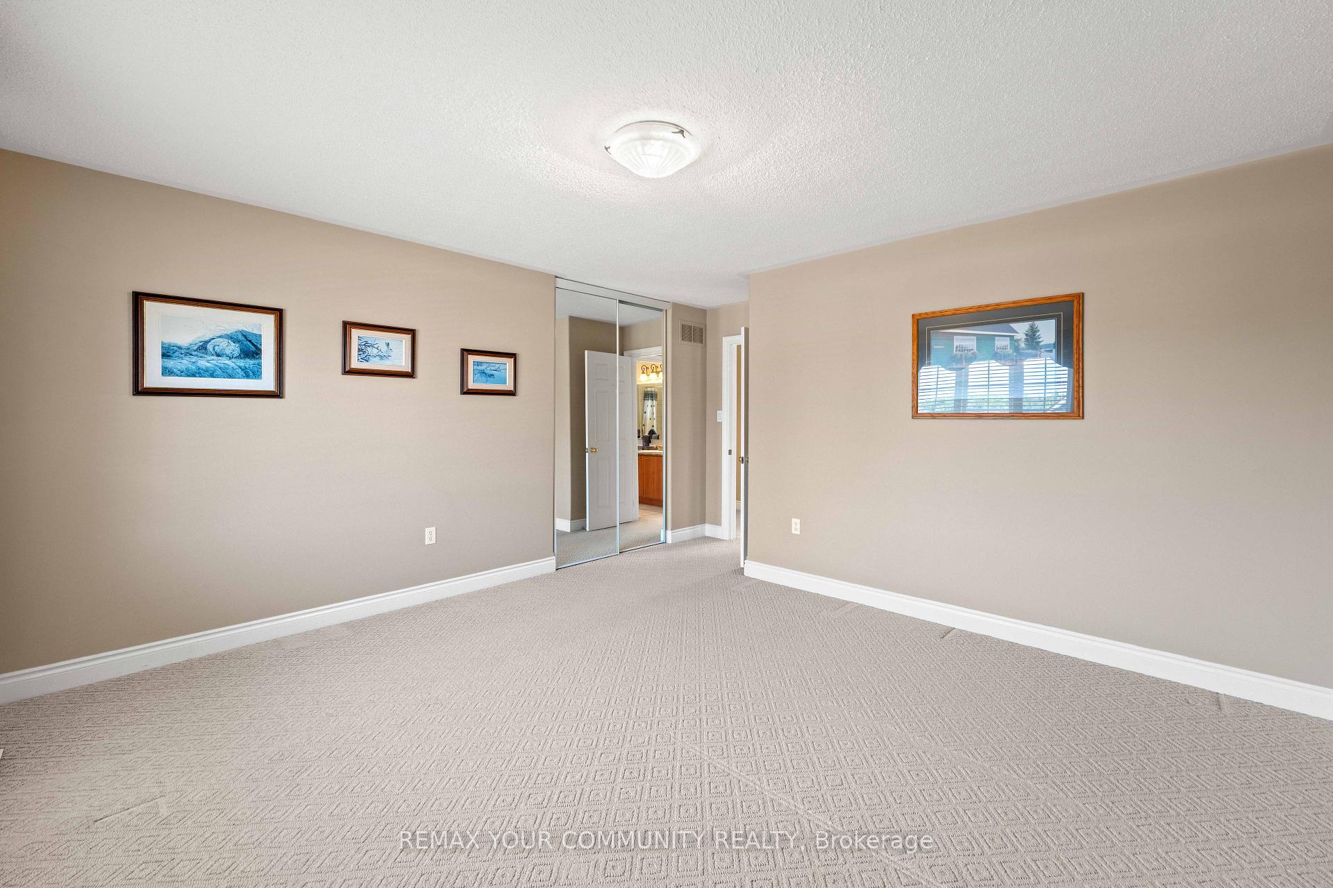 Photo 38 of 53 Brookwood Drive, Barrie, 400 West — HOMEH