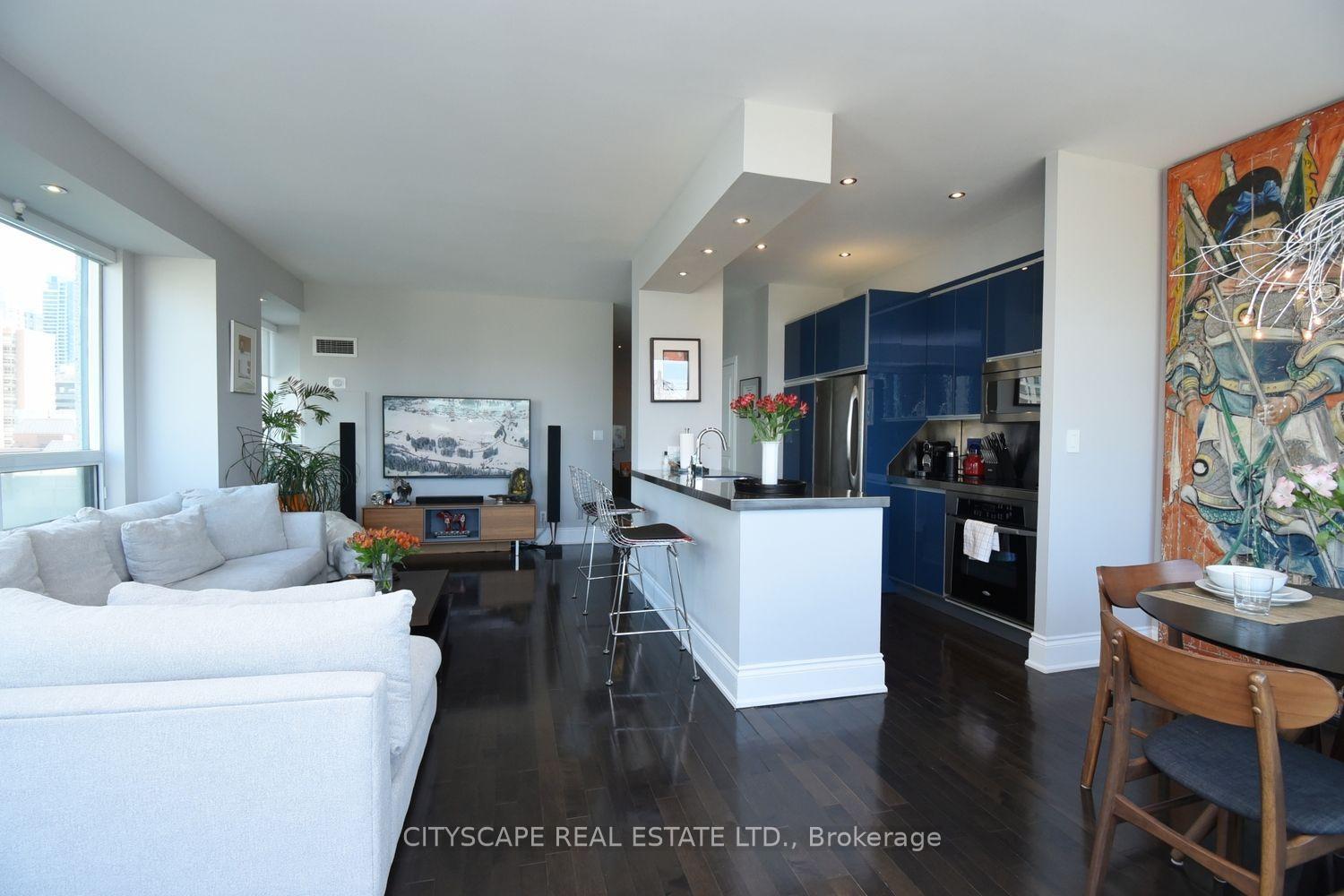 Photo 4 of 903 Bloor Street, Toronto, Dovercourt-Wallace Emerson-Junction — HOMEH