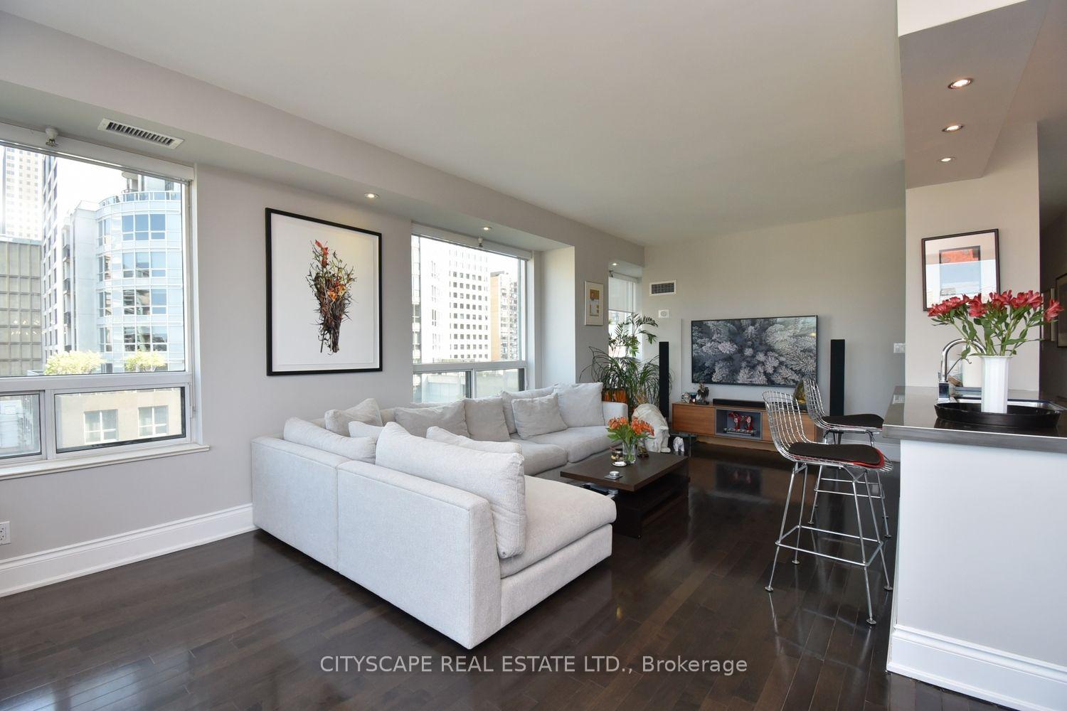 Photo 6 of 903 Bloor Street, Toronto, Dovercourt-Wallace Emerson-Junction — HOMEH