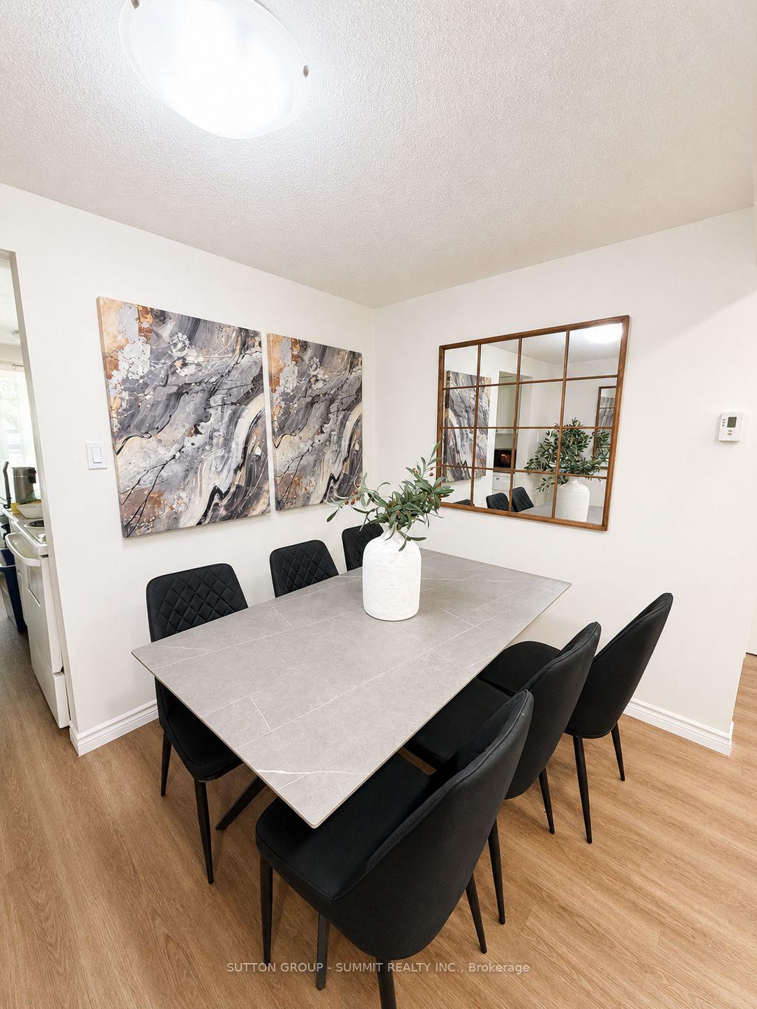 Photo 8 of 433a Dunvegan Drive, Waterloo, Lincoln Village — HOMEH