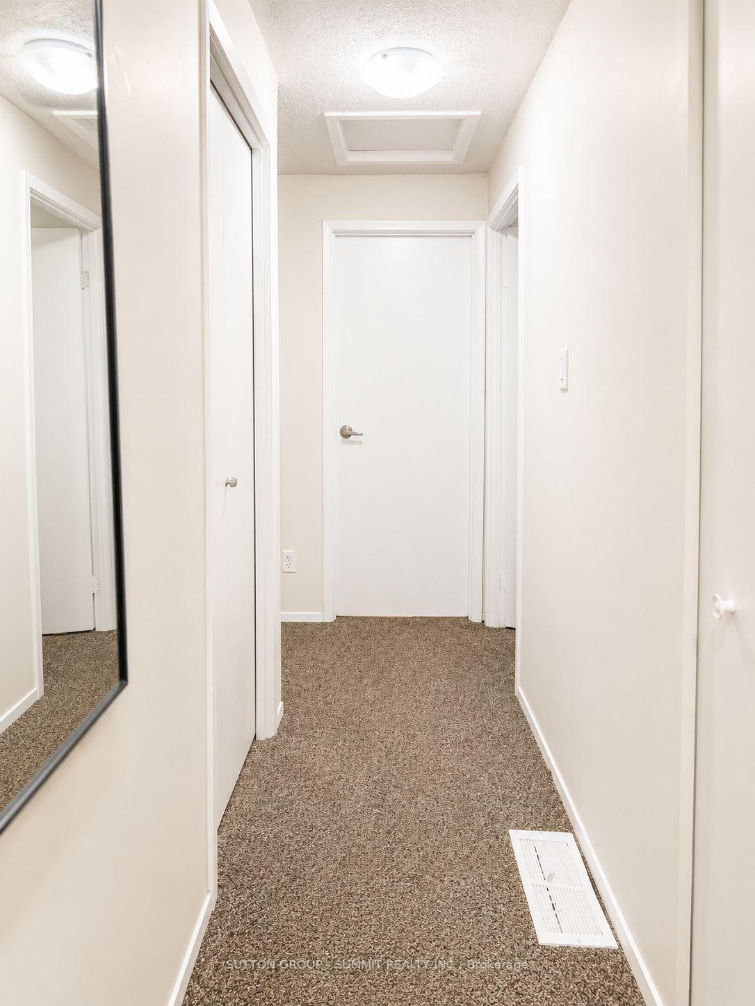 Photo 19 of 433a Dunvegan Drive, Waterloo, Lincoln Village — HOMEH