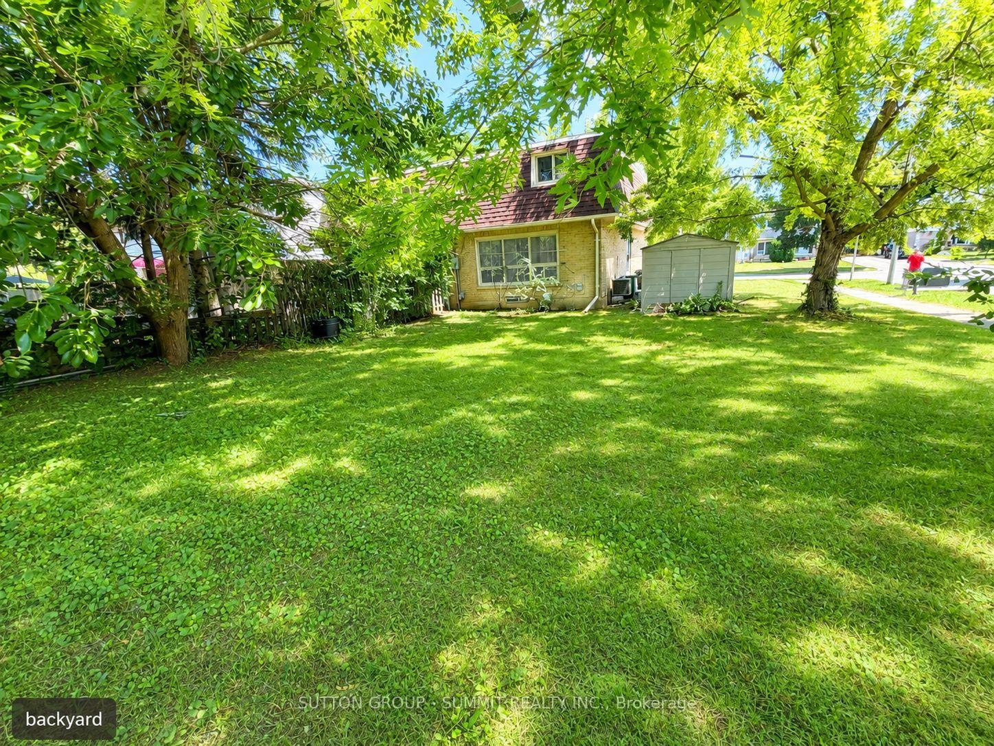 Photo 37 of 433a Dunvegan Drive, Waterloo, Lincoln Village — HOMEH