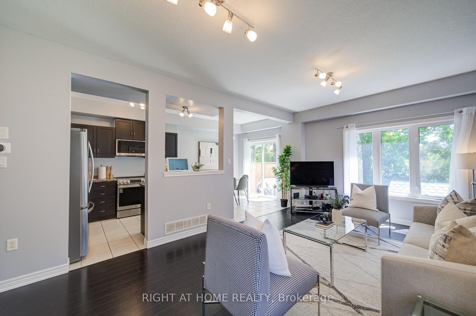 Photo 9 of Unit 64, 64 Myers Lane, Hamilton, Ancaster — HOMEH