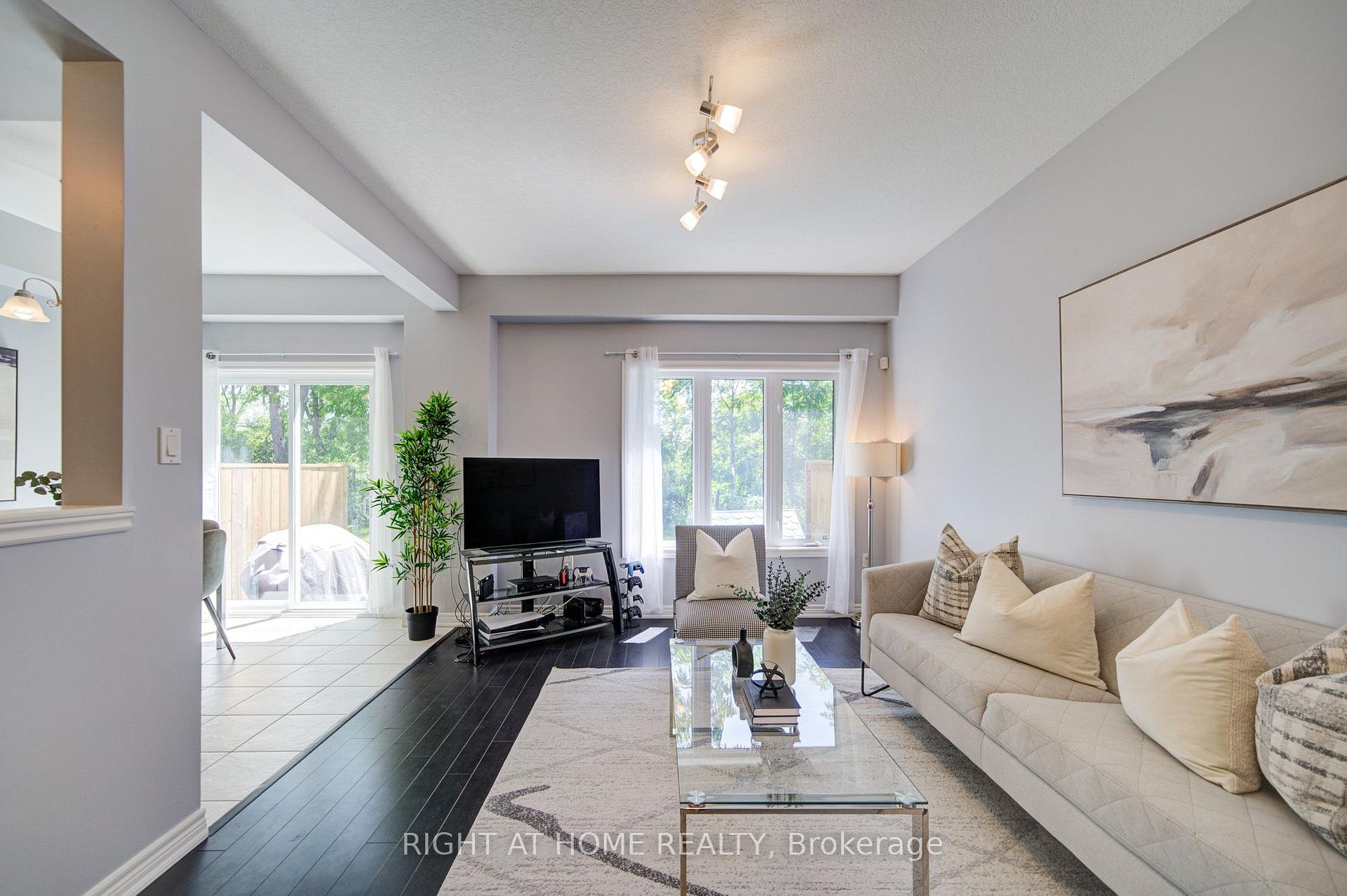 Photo 10 of Unit 64, 64 Myers Lane, Hamilton, Ancaster — HOMEH