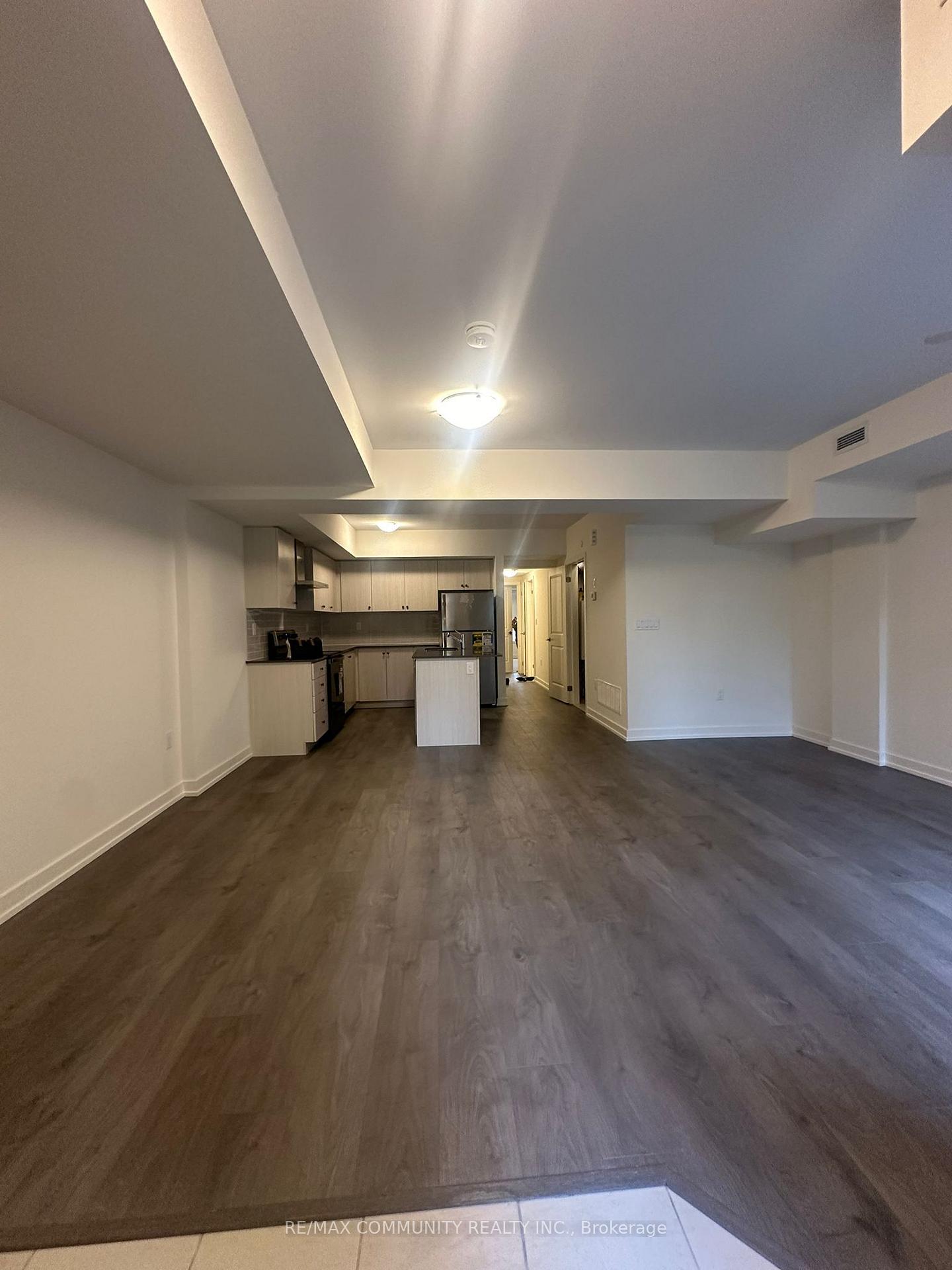 Front of Unit 2103, 58 Elizabeth Street S