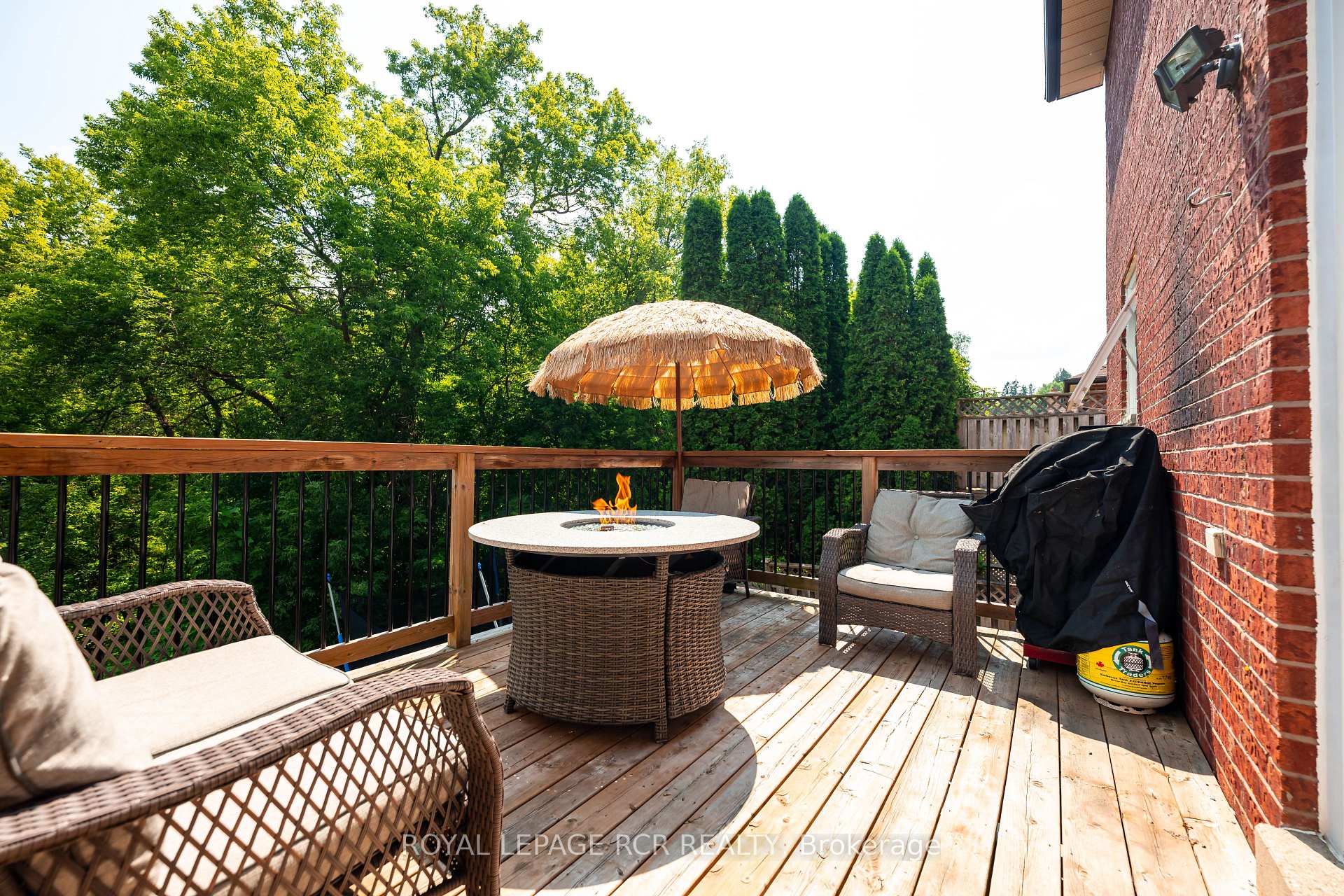 Photo 57 of 113 Meadow Drive, Orangeville — HOMEH