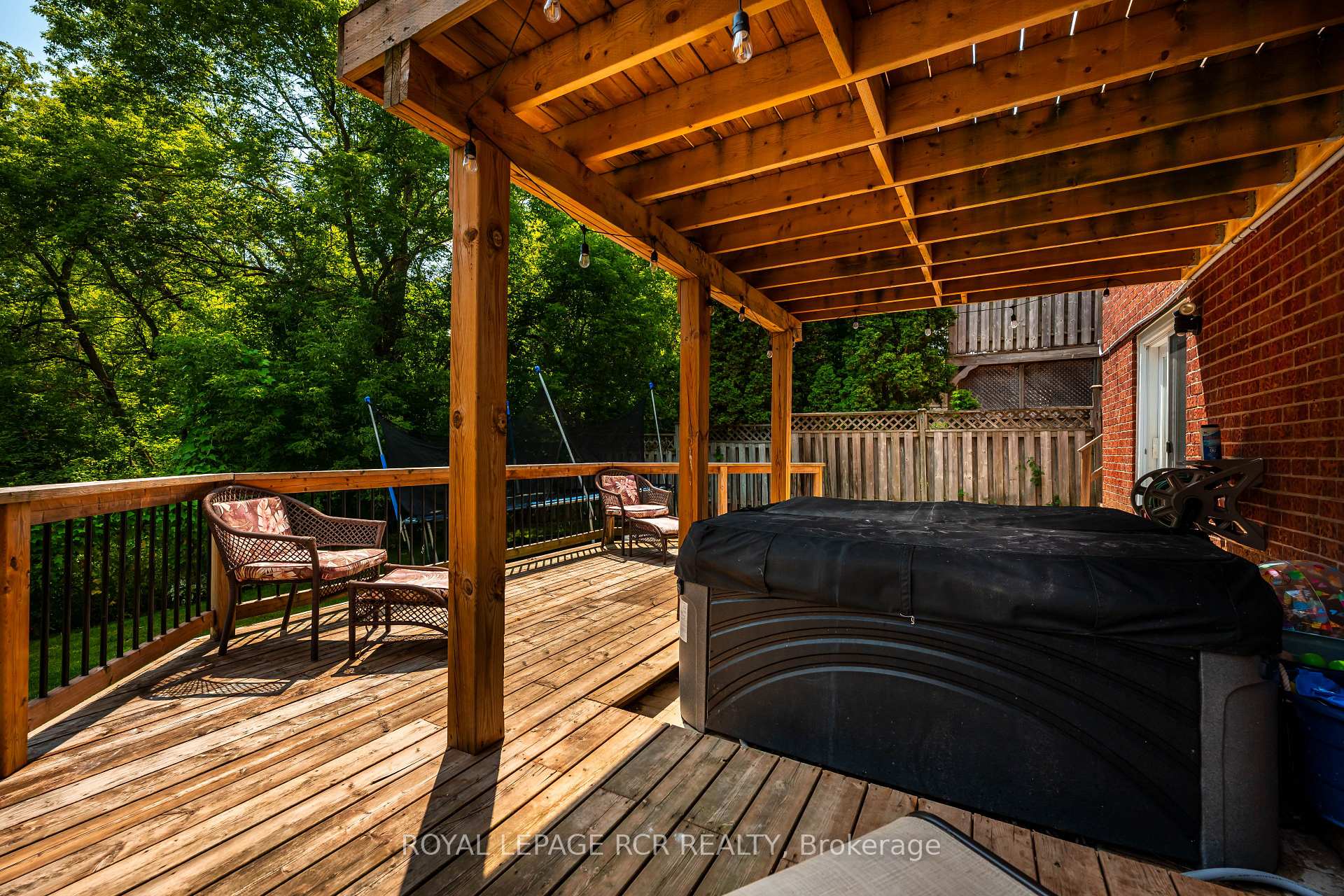 Photo 59 of 113 Meadow Drive, Orangeville — HOMEH