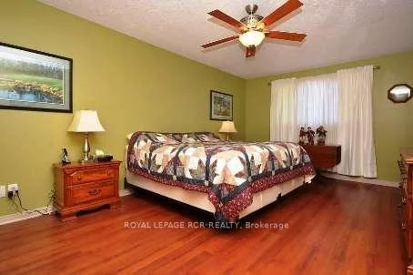 Photo 21 of 113 Meadow Drive, Orangeville — HOMEH