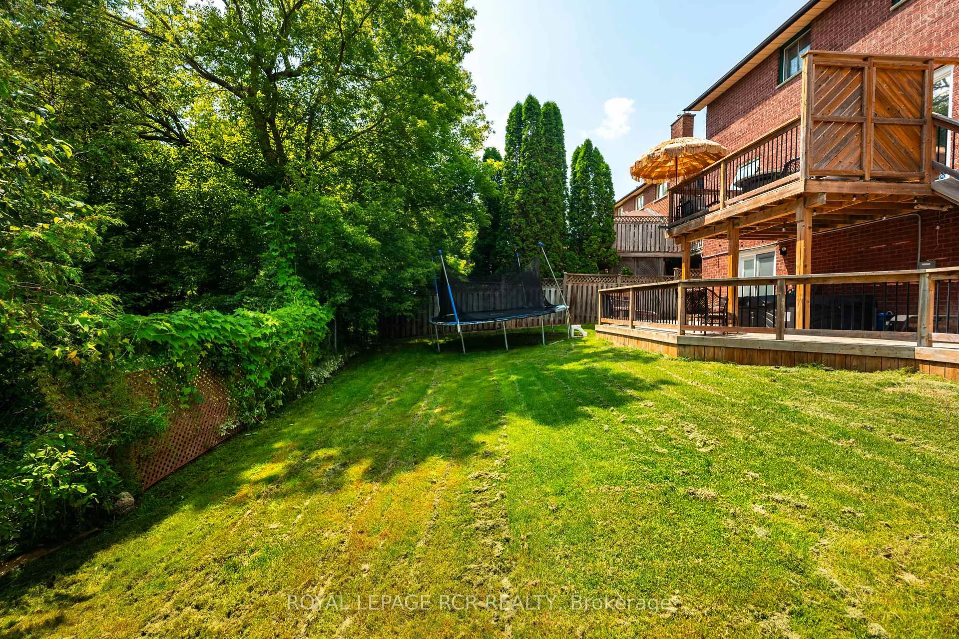 Photo 64 of 113 Meadow Drive, Orangeville — HOMEH