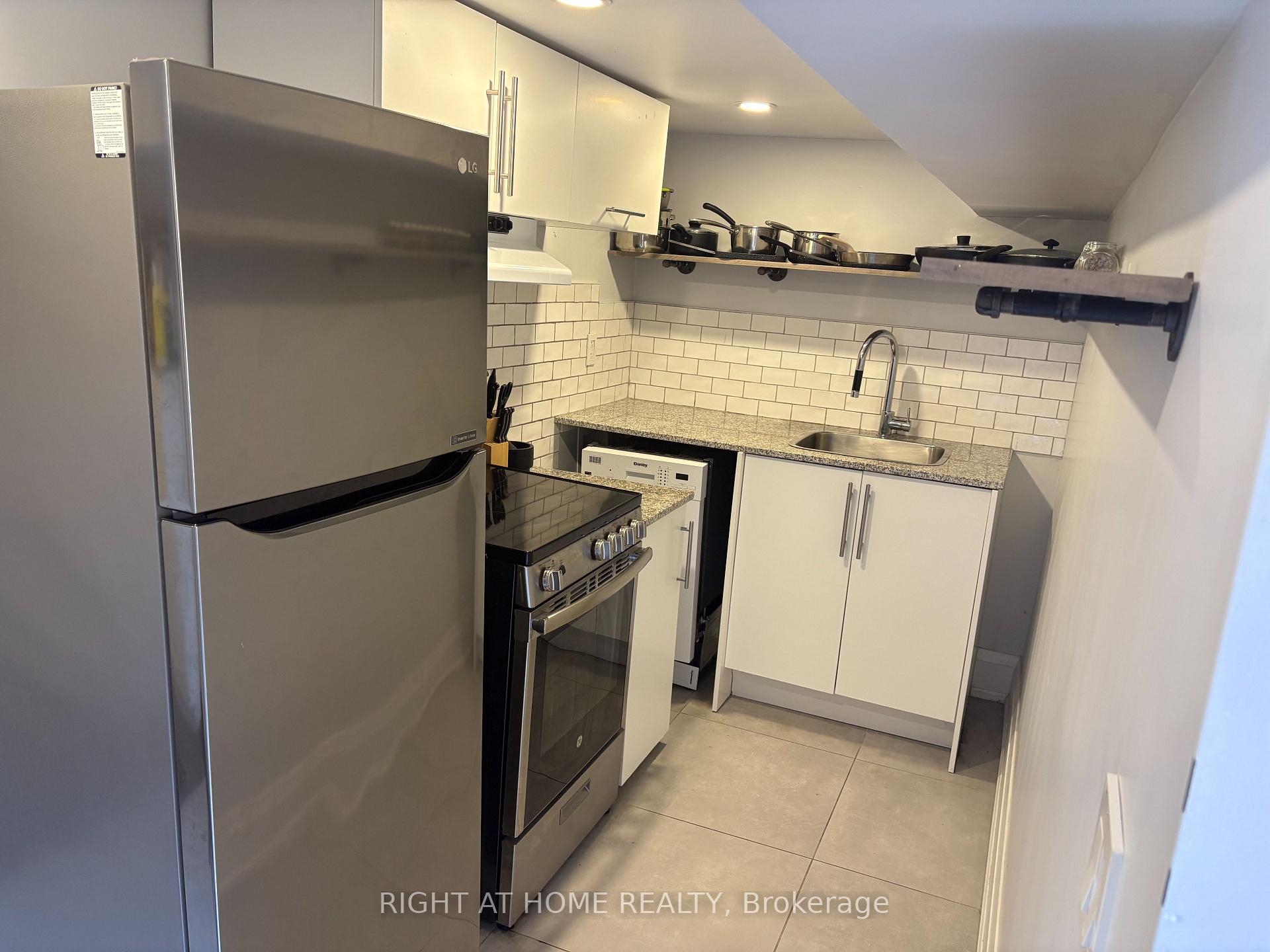 Photo 1 of Unit Lower, 39 Amherst Avenue, Toronto, Oakwood Village — HOMEH