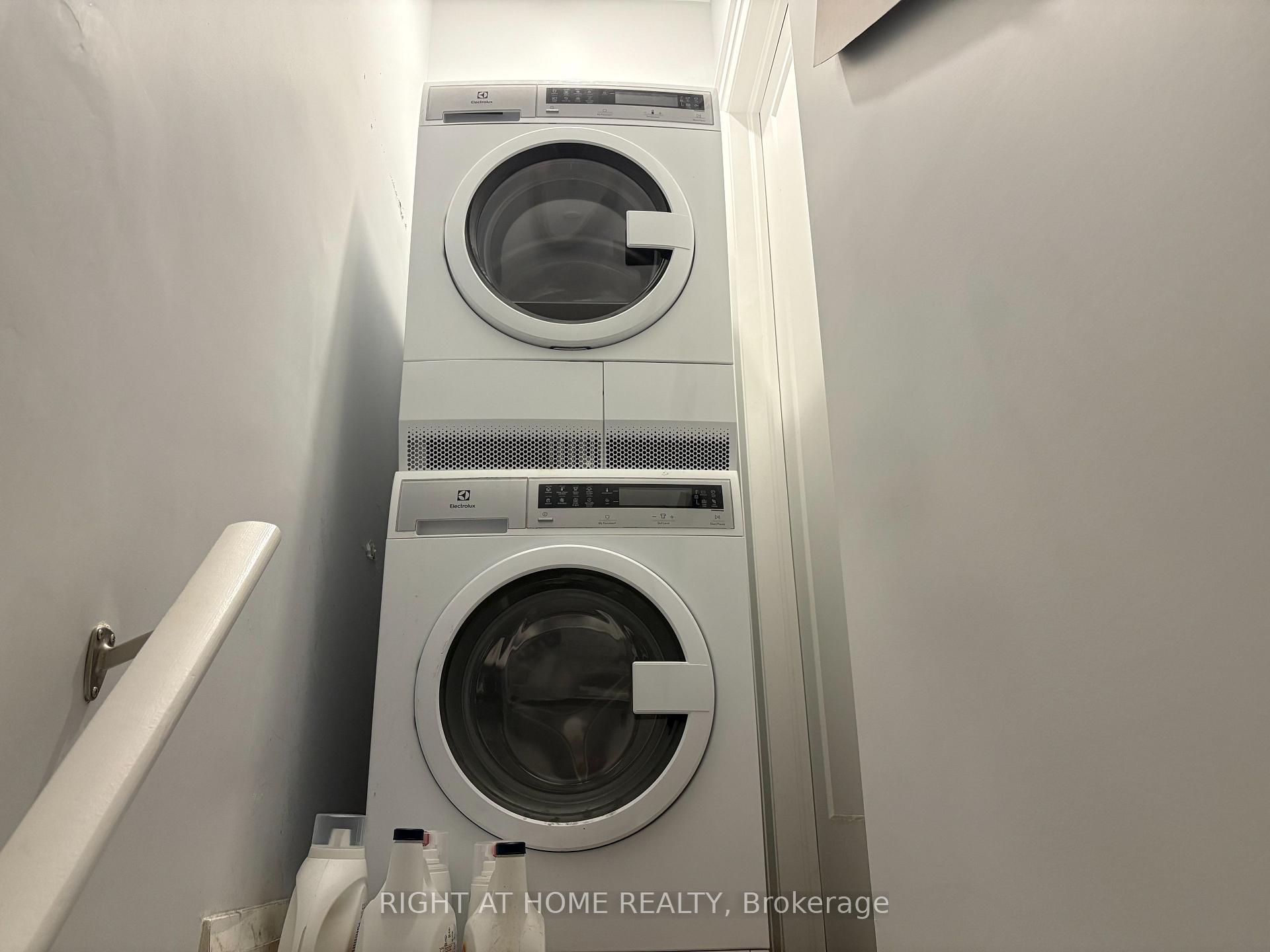 Photo 13 of Unit Lower, 39 Amherst Avenue, Toronto, Oakwood Village — HOMEH