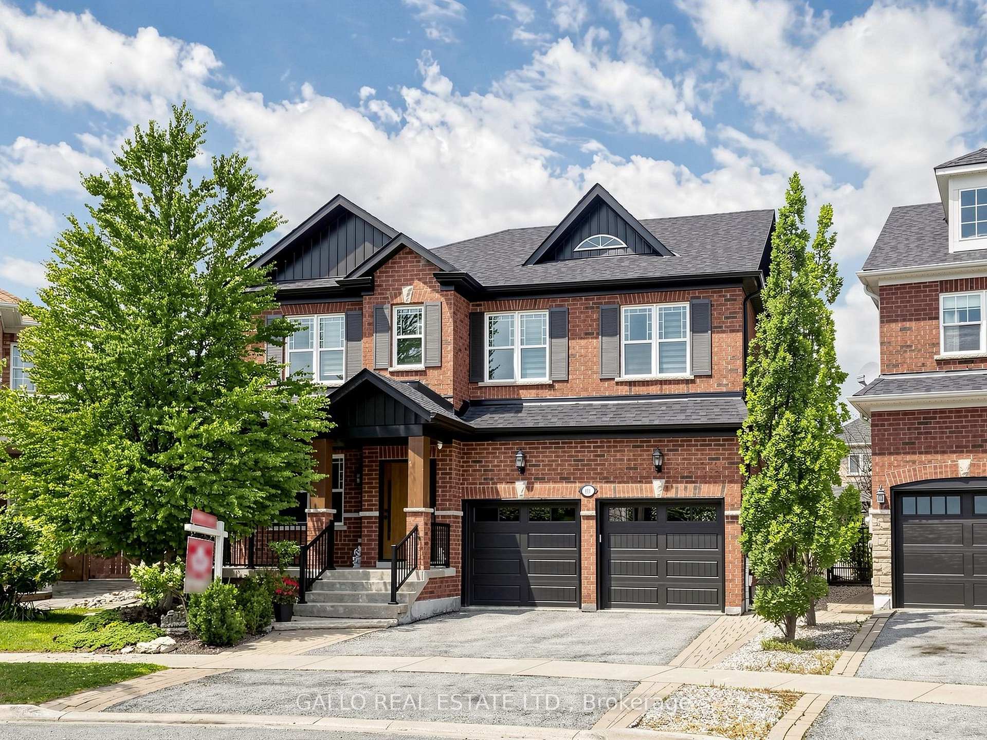 Photo of 111 Pondmede Crescent