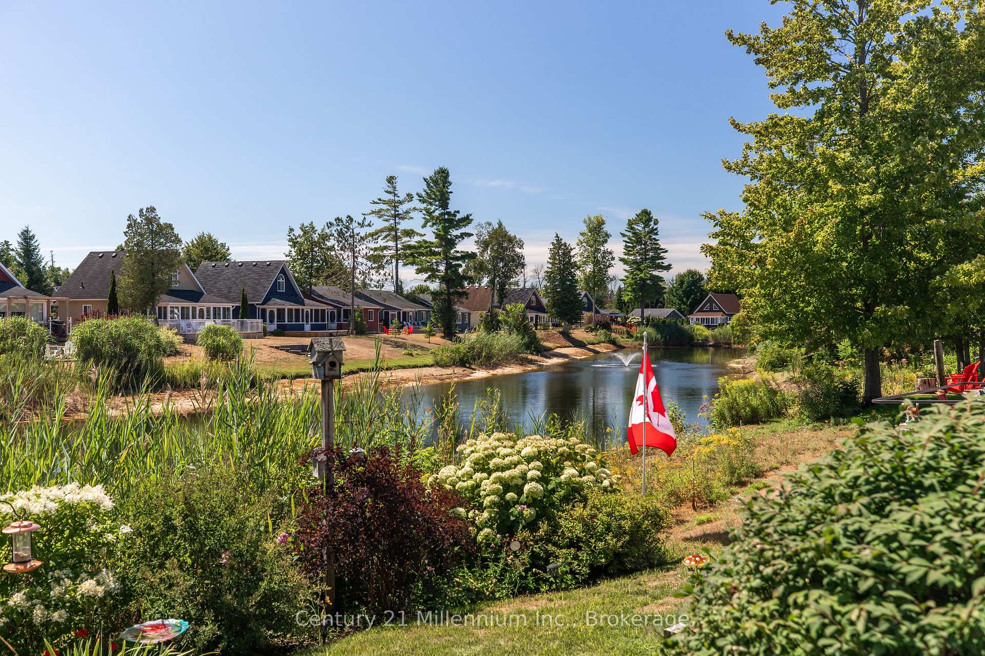 Photo 23 of 19 White Pines Trail, Wasaga Beach — HOMEH