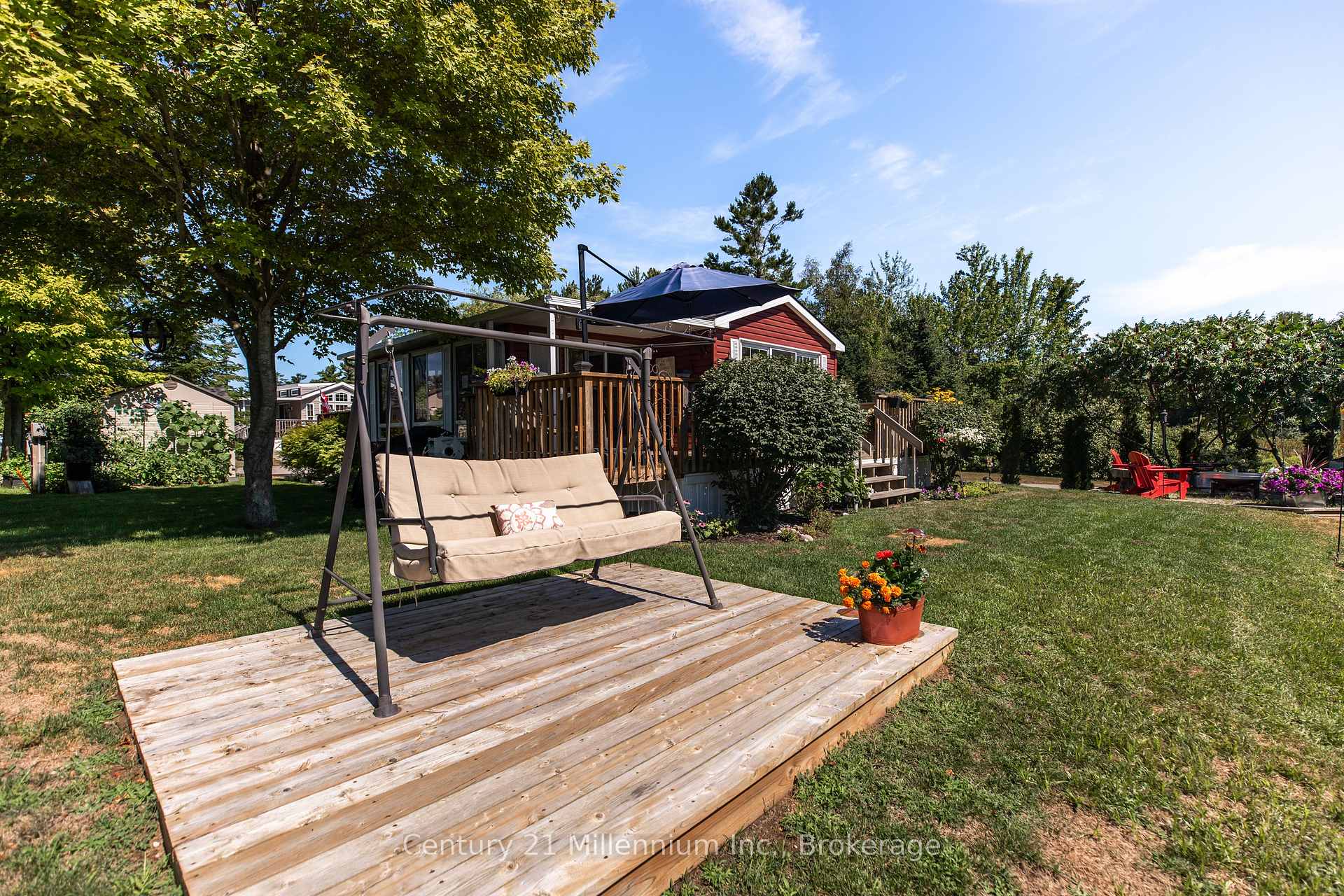Photo 27 of 19 White Pines Trail, Wasaga Beach — HOMEH