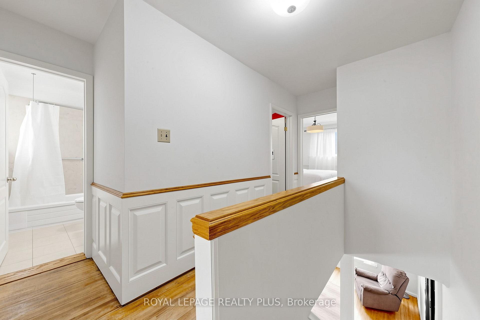 Photo 15 of 2359 Brookhurst Road, Mississauga, Clarkson — HOMEH
