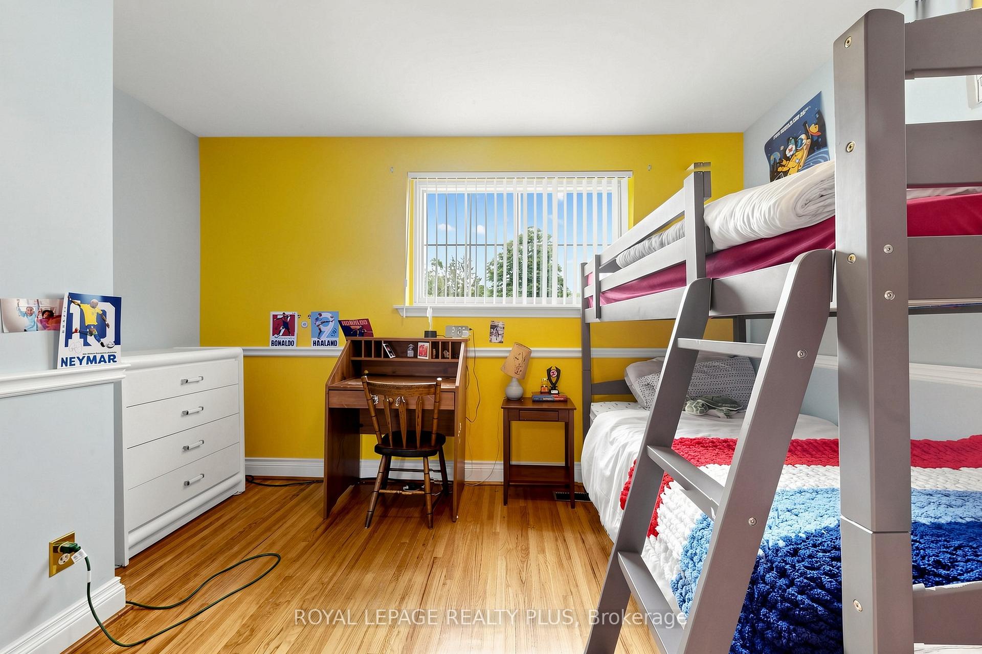 Photo 20 of 2359 Brookhurst Road, Mississauga, Clarkson — HOMEH