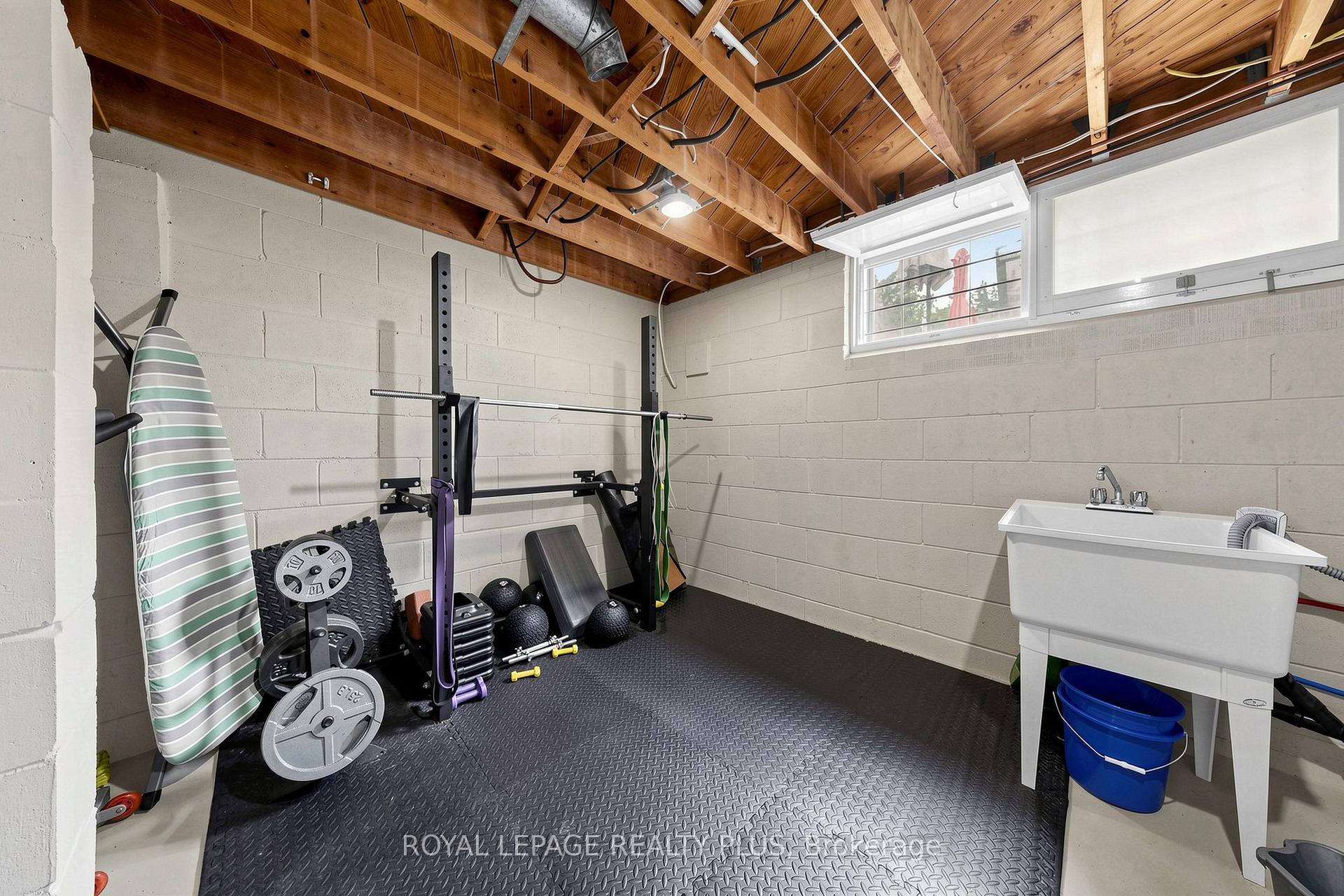 Photo 29 of 2359 Brookhurst Road, Mississauga, Clarkson — HOMEH