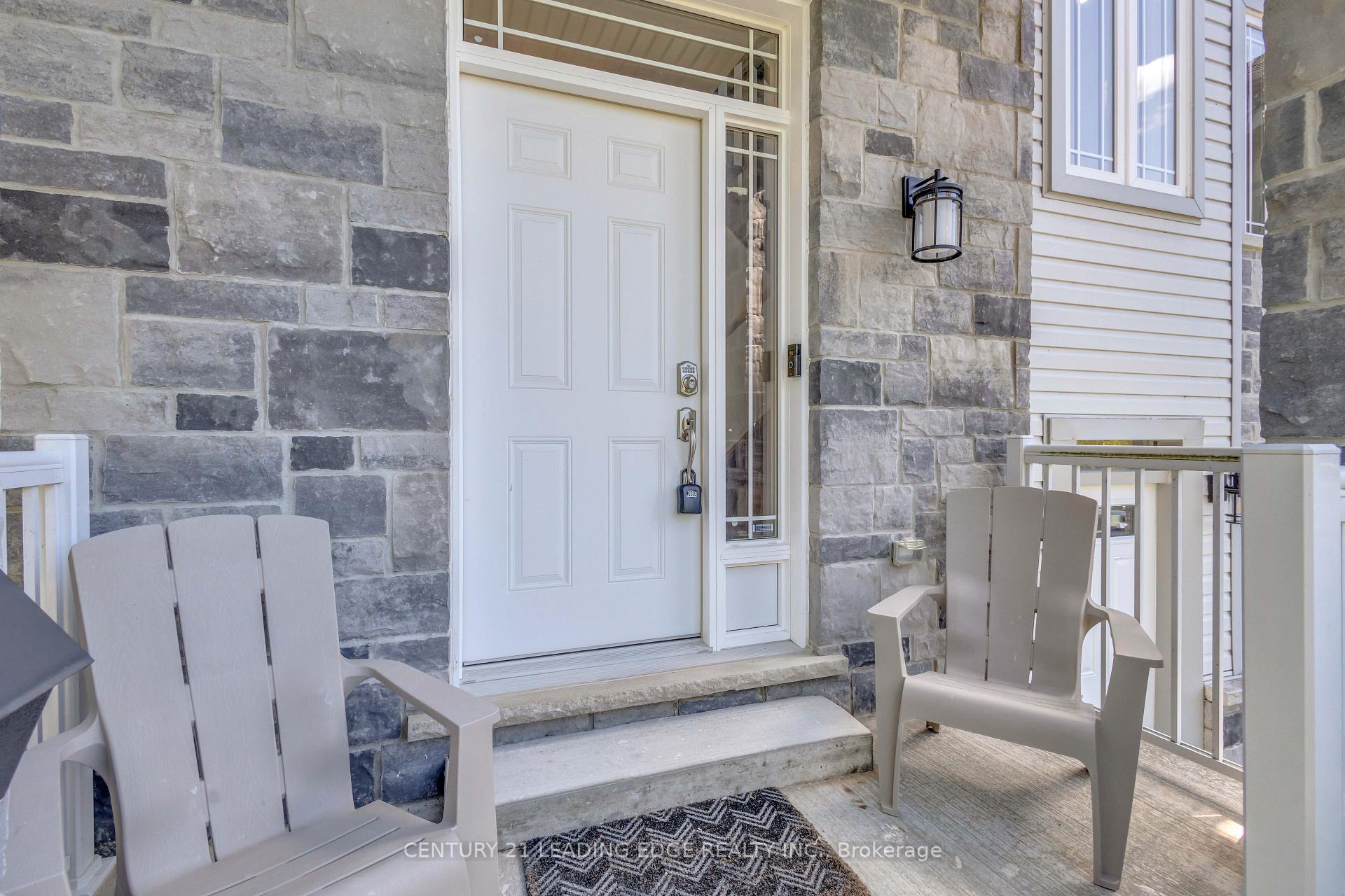 Photo 5 of 67 Bradley Street, St. Catharines, Burleigh Hill — HOMEH