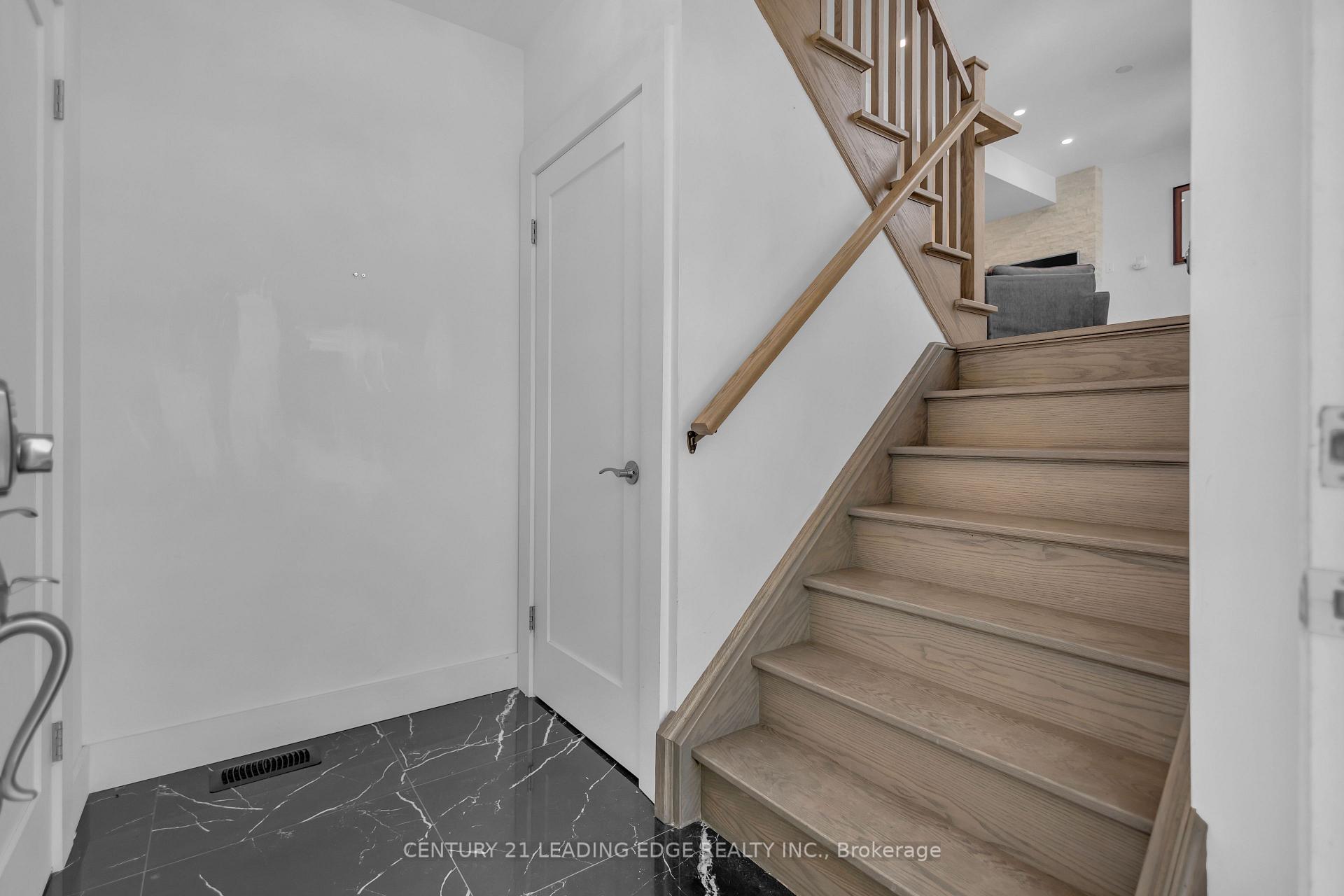 Photo 7 of 67 Bradley Street, St. Catharines, Burleigh Hill — HOMEH