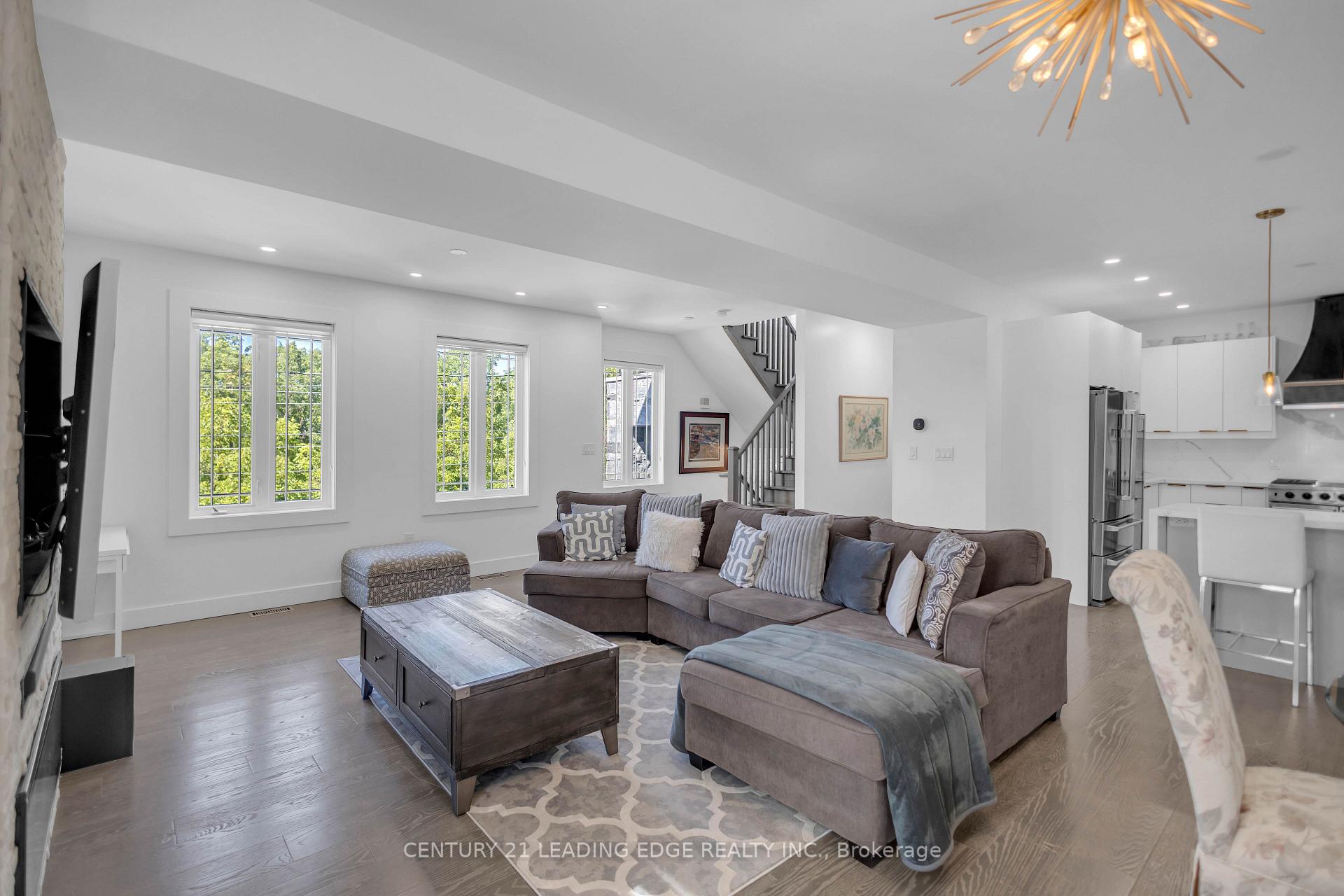 Photo 11 of 67 Bradley Street, St. Catharines, Burleigh Hill — HOMEH