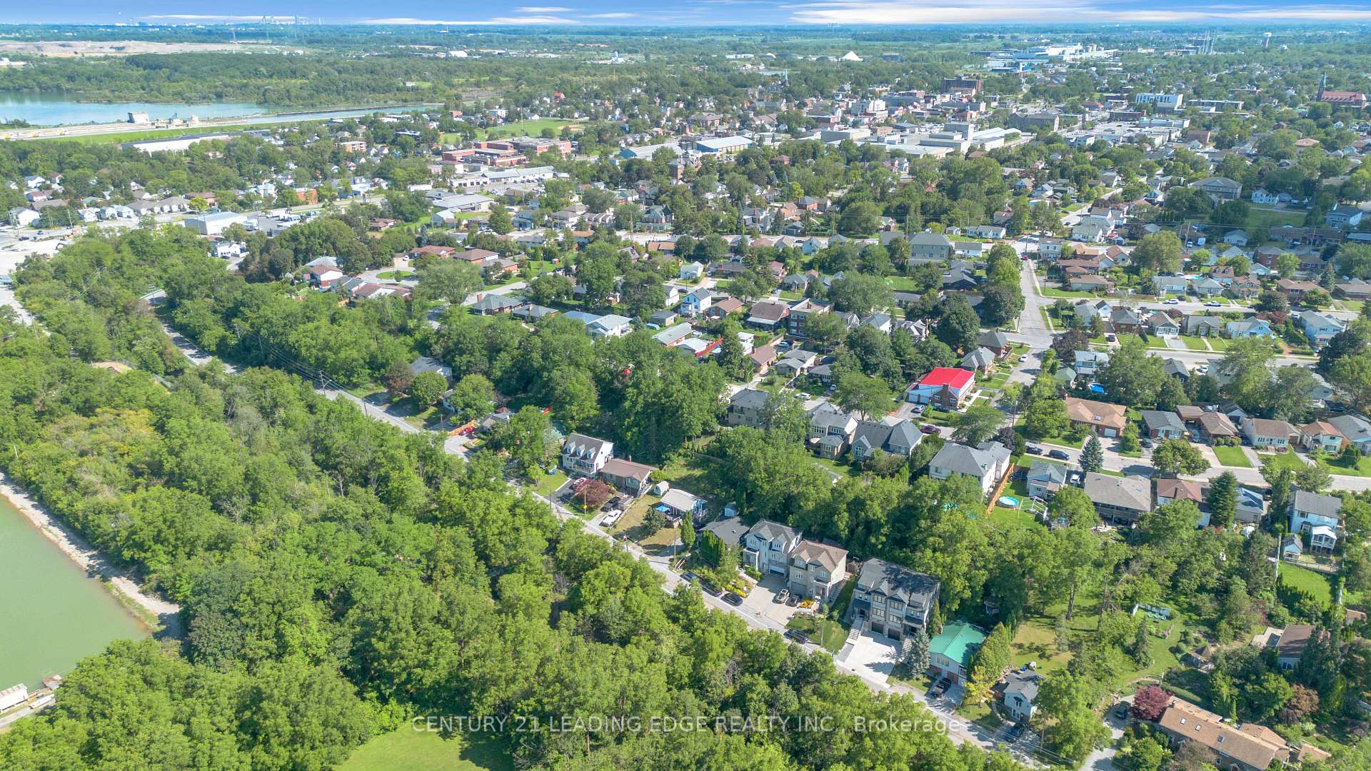 Photo 36 of 67 Bradley Street, St. Catharines, Burleigh Hill — HOMEH