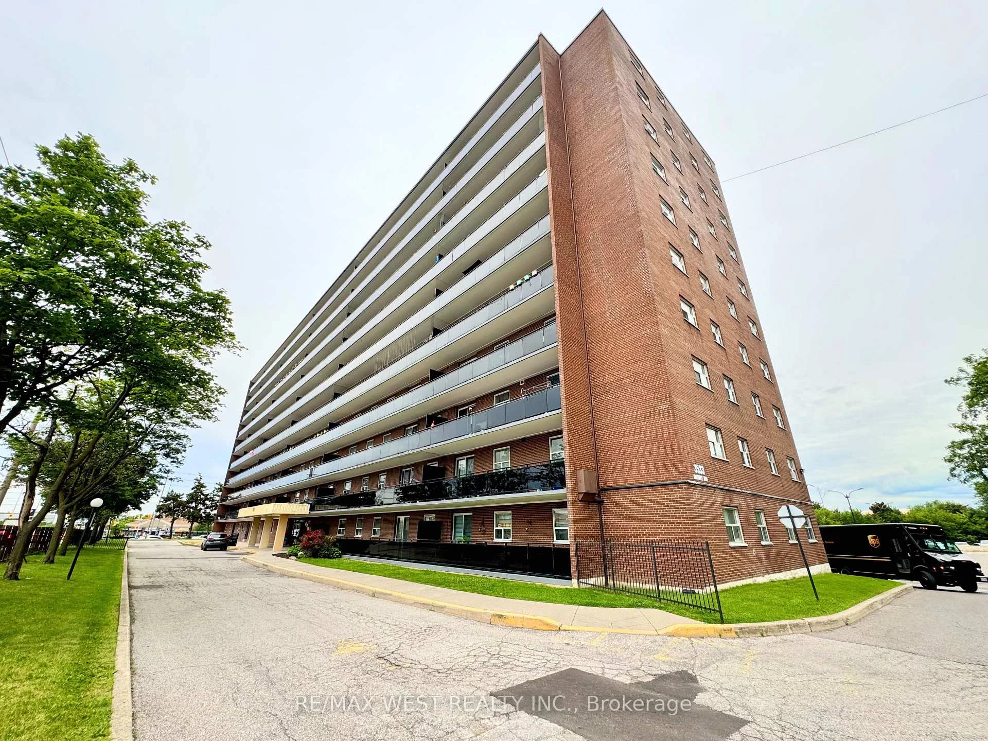 Photo 1 of Unit 709, 3533 Derry Road E, Mississauga, Malton — HOMEH
