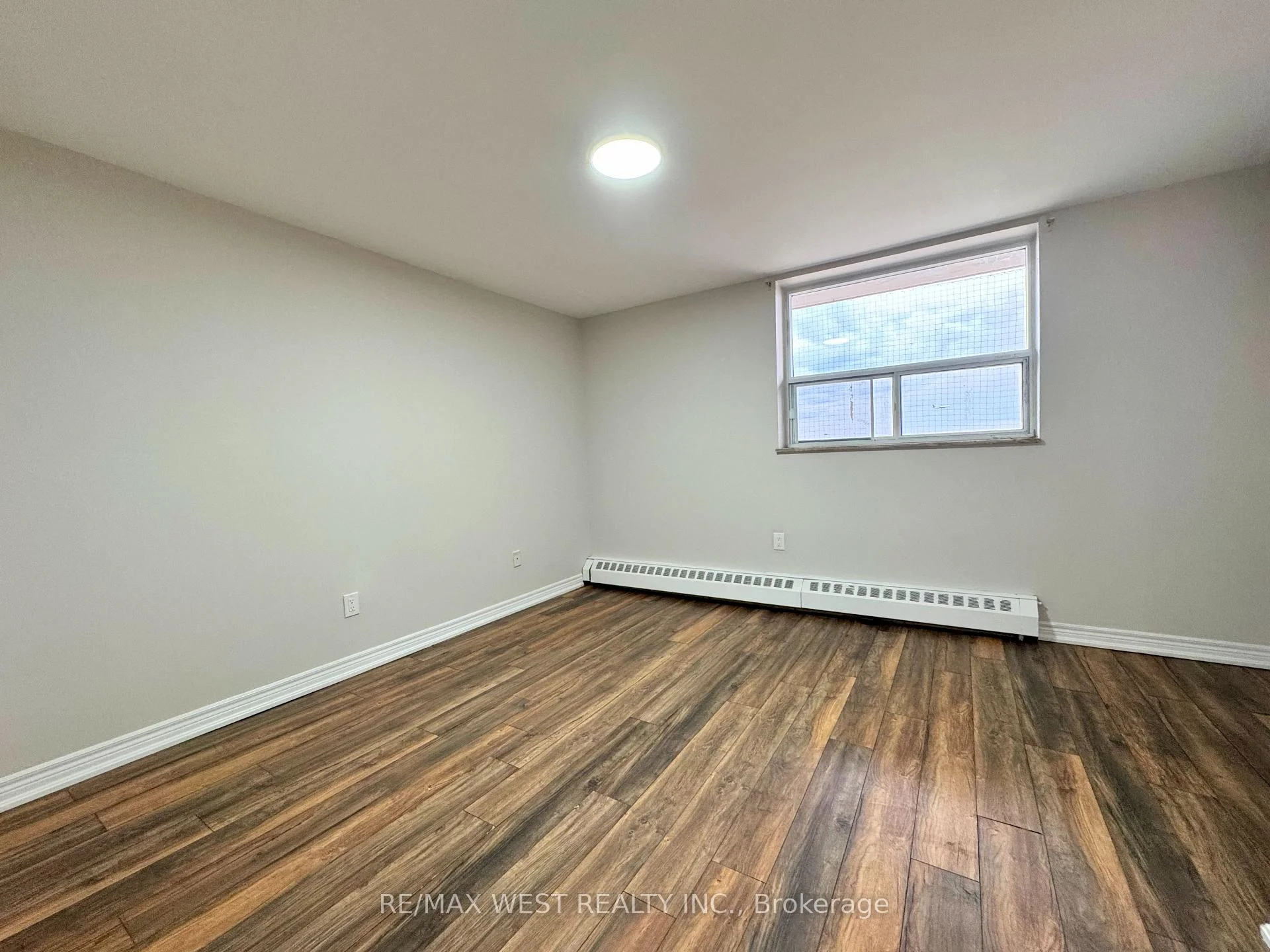 Photo 18 of Unit 709, 3533 Derry Road E, Mississauga, Malton — HOMEH