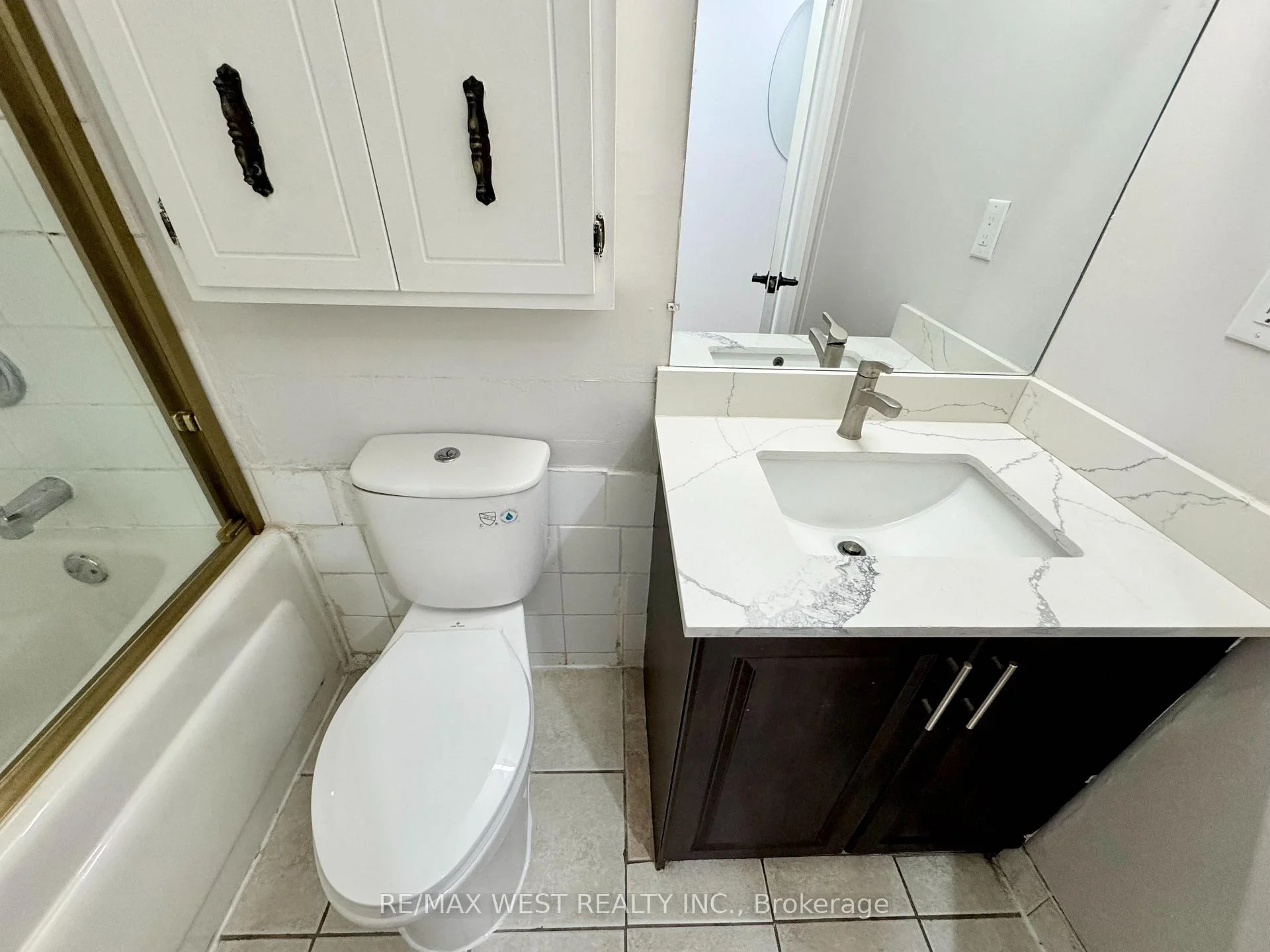 Photo 23 of Unit 709, 3533 Derry Road E, Mississauga, Malton — HOMEH
