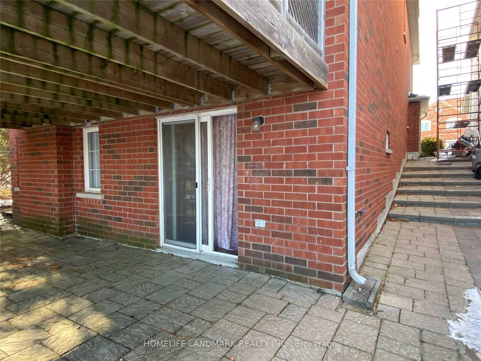 Photo 2 of Unit Lower, 32 Escapade Drive, Richmond Hill, Jefferson — HOMEH