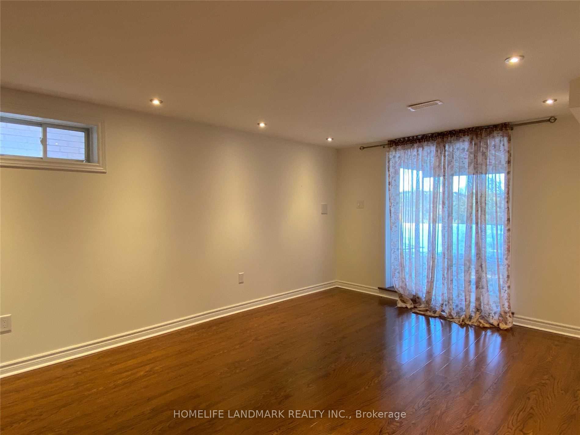 Photo 5 of Unit Lower, 32 Escapade Drive, Richmond Hill, Jefferson — HOMEH