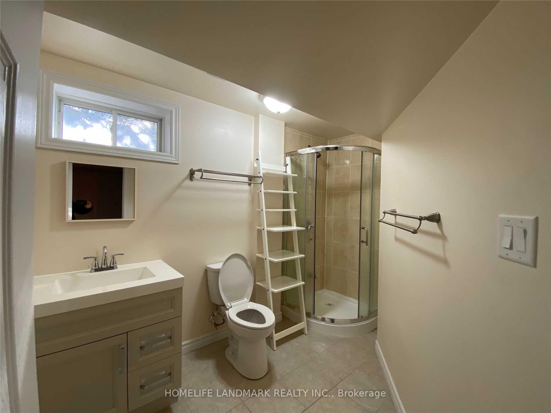 Photo 12 of Unit Lower, 32 Escapade Drive, Richmond Hill, Jefferson — HOMEH