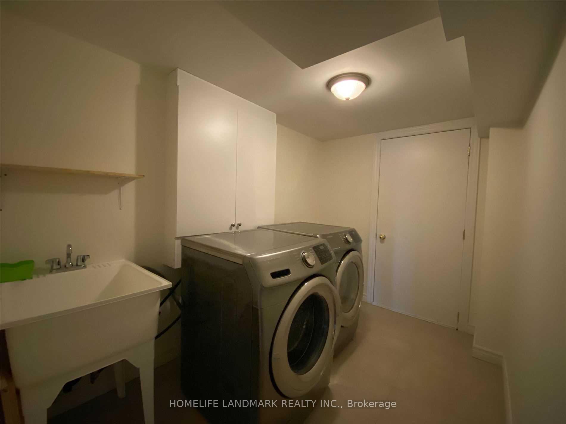 Photo 13 of Unit Lower, 32 Escapade Drive, Richmond Hill, Jefferson — HOMEH