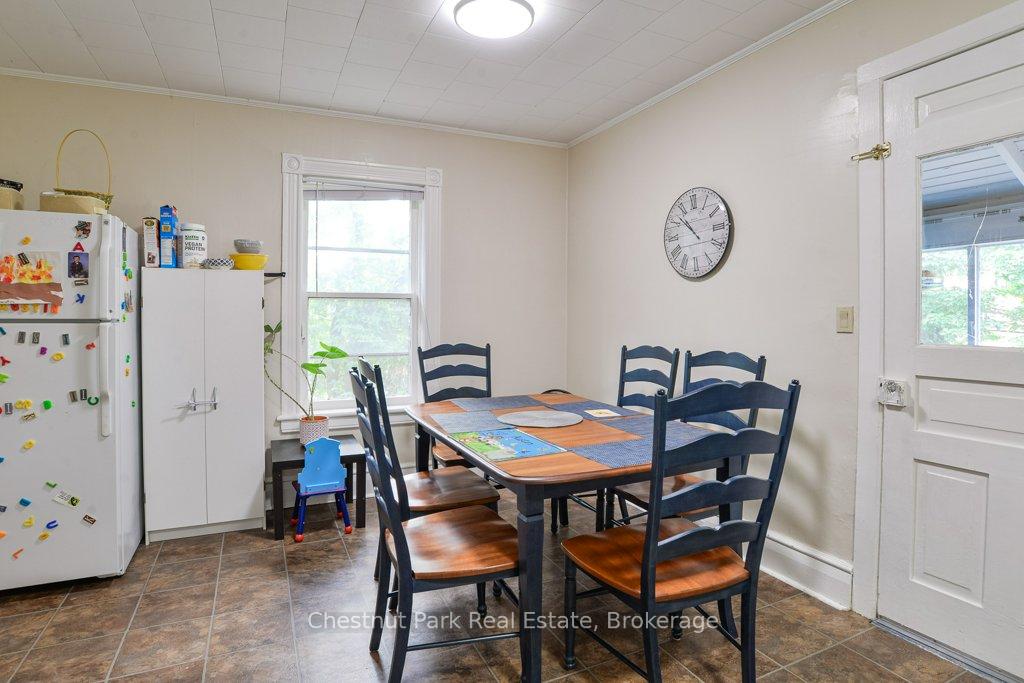 Photo 4 of 128 James Street, Bracebridge — HOMEH