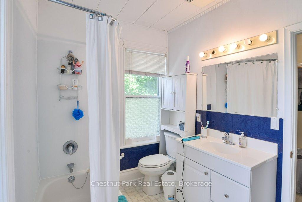 Photo 9 of 128 James Street, Bracebridge — HOMEH