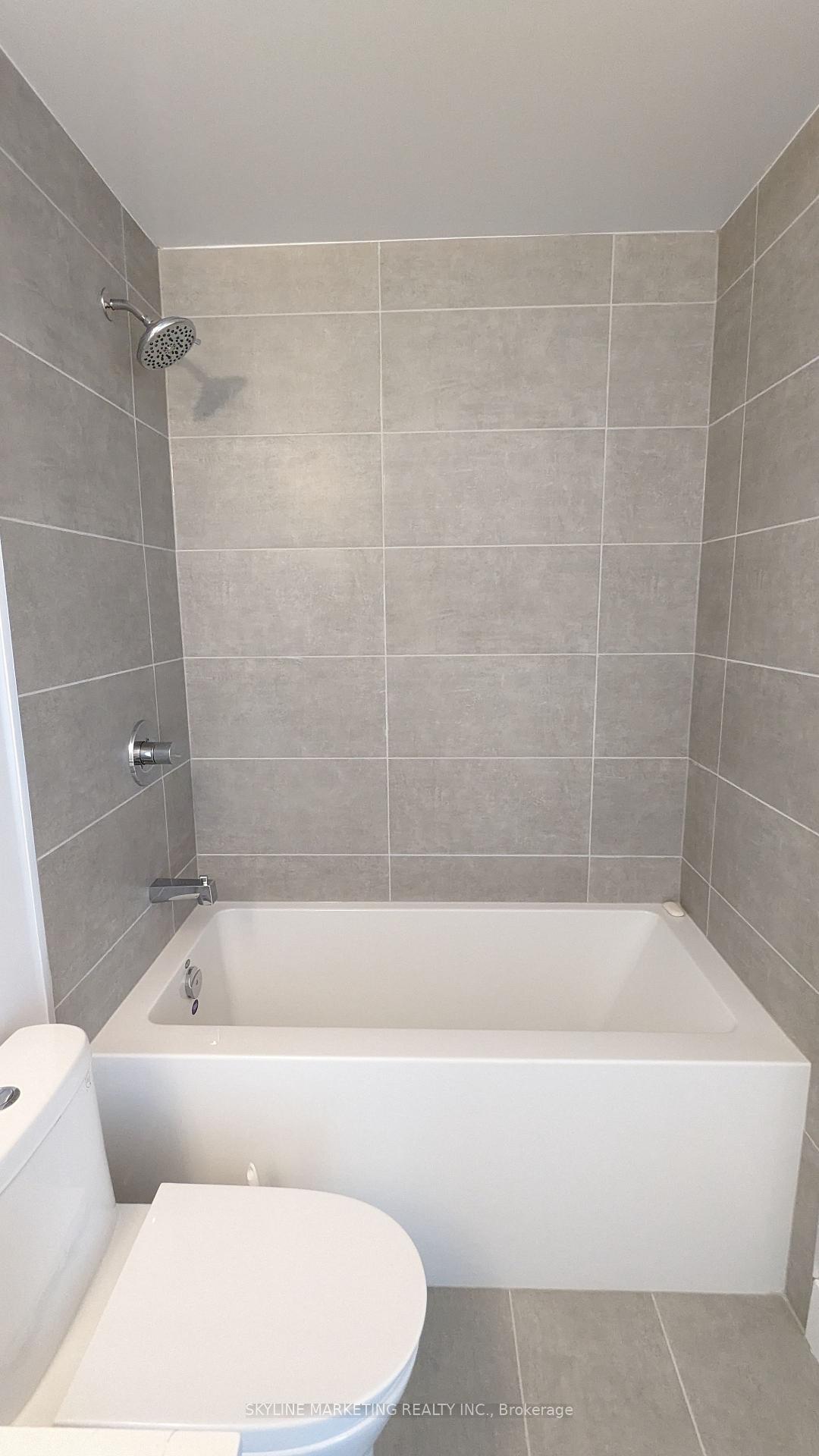 Photo 7 of Unit 437, 2450 Old Bronte Road, Oakville, Westmount — HOMEH