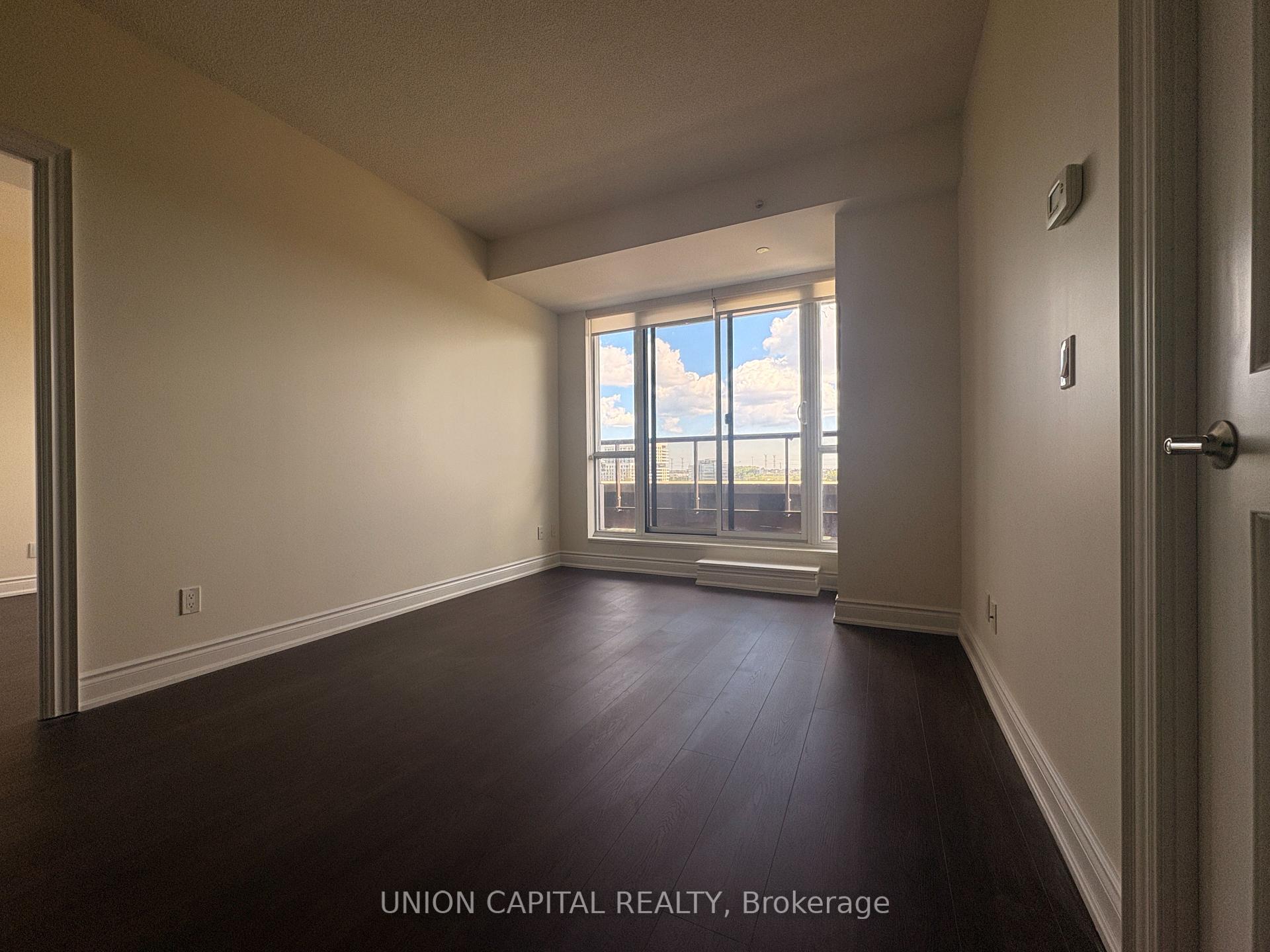 Photo 3 of Unit 815, 38 Cedarland Drive, Markham, Unionville — HOMEH