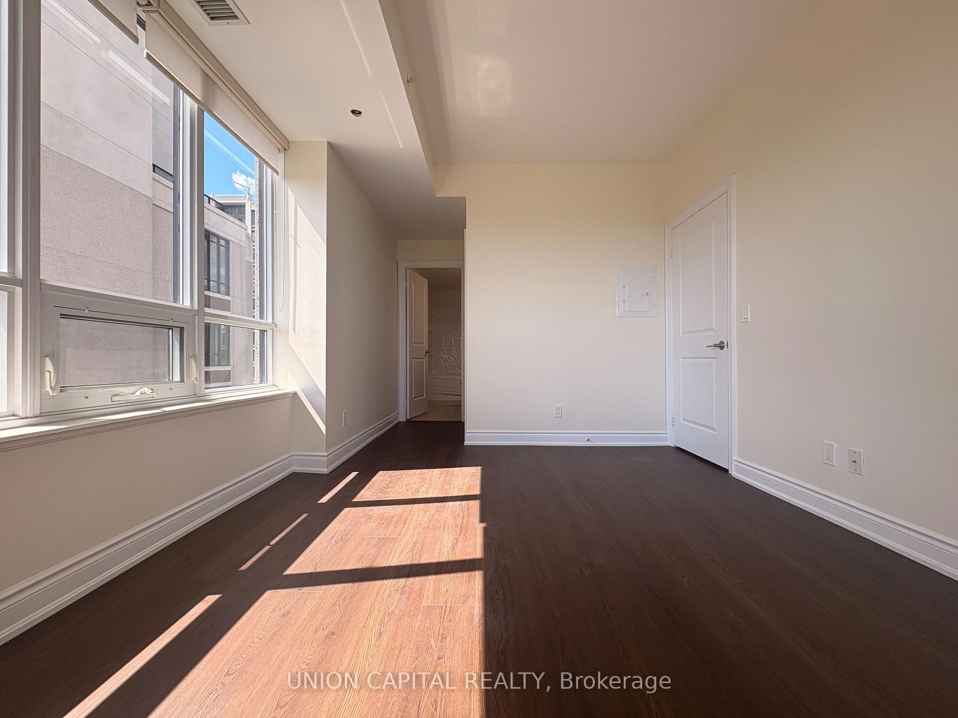 Photo 7 of Unit 815, 38 Cedarland Drive, Markham, Unionville — HOMEH